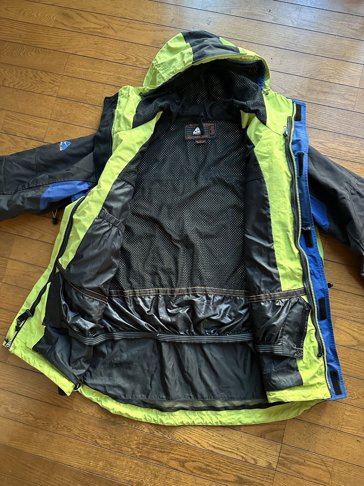 Nike ACG Vintage Nike ACG Heavyweight Storm Fit Jacket XL Size US XL / EU 56 / 4 - 4 Thumbnail