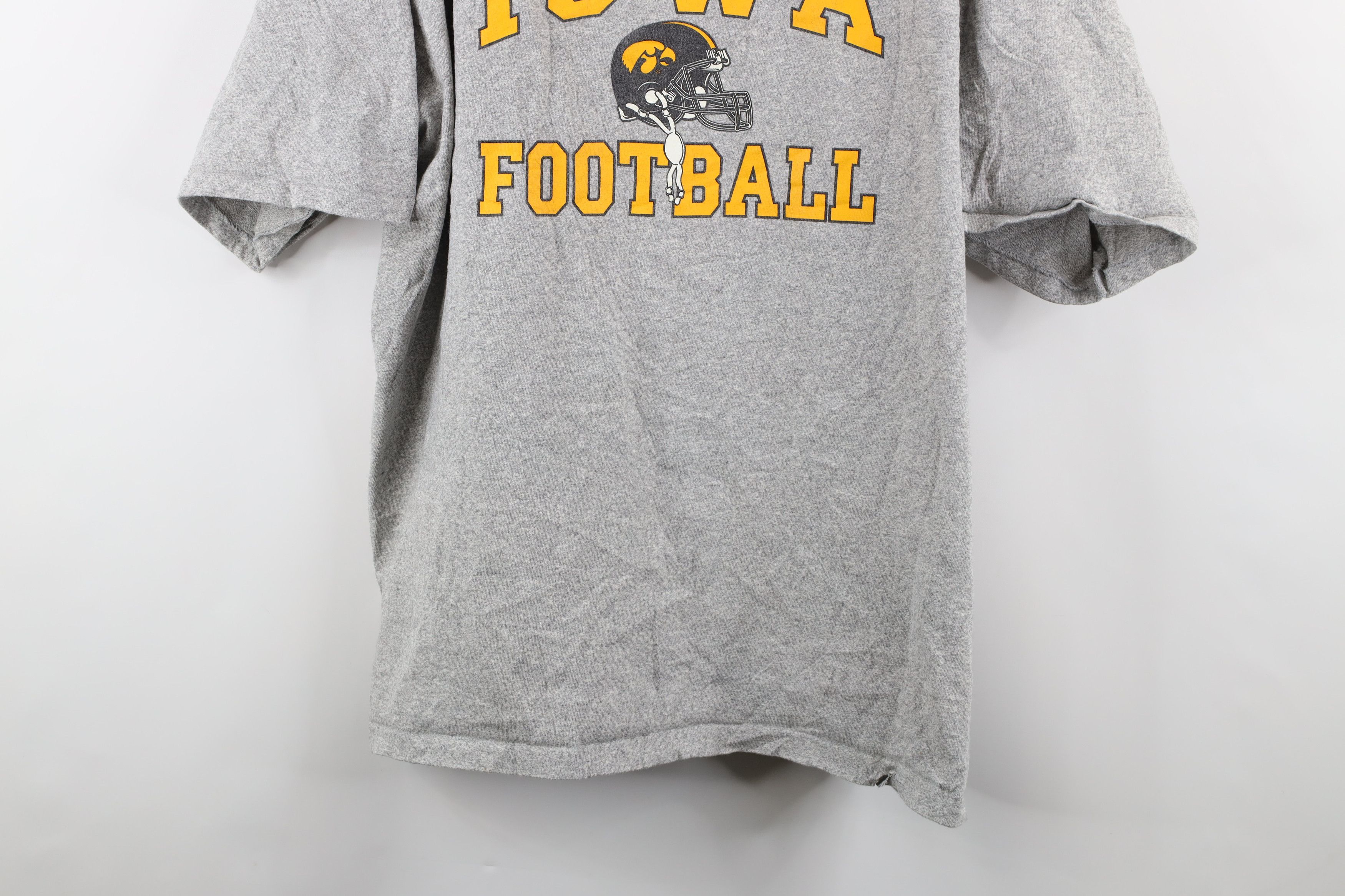Vintage Vintage 90s Out University of Iowa Football T-Shirt Gray USA Size US XXL / EU 58 / 5 - 3 Thumbnail