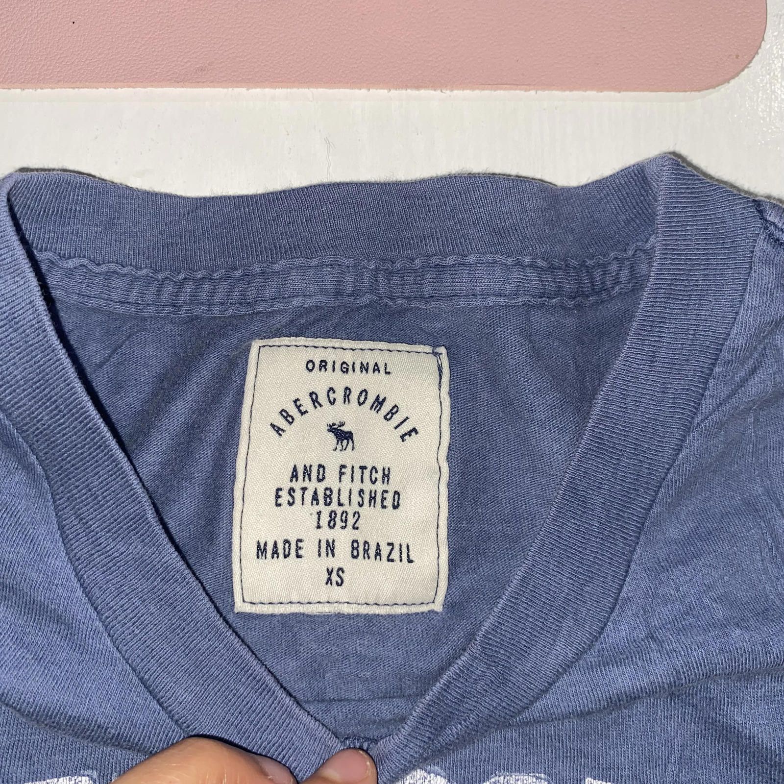 Abercrombie & Fitch Abercrombie & Fitch Y2K Graphic Tee XS Blue Fitted Baby Tee Size XS / US 0-2 / IT 36-38 - 3 Thumbnail