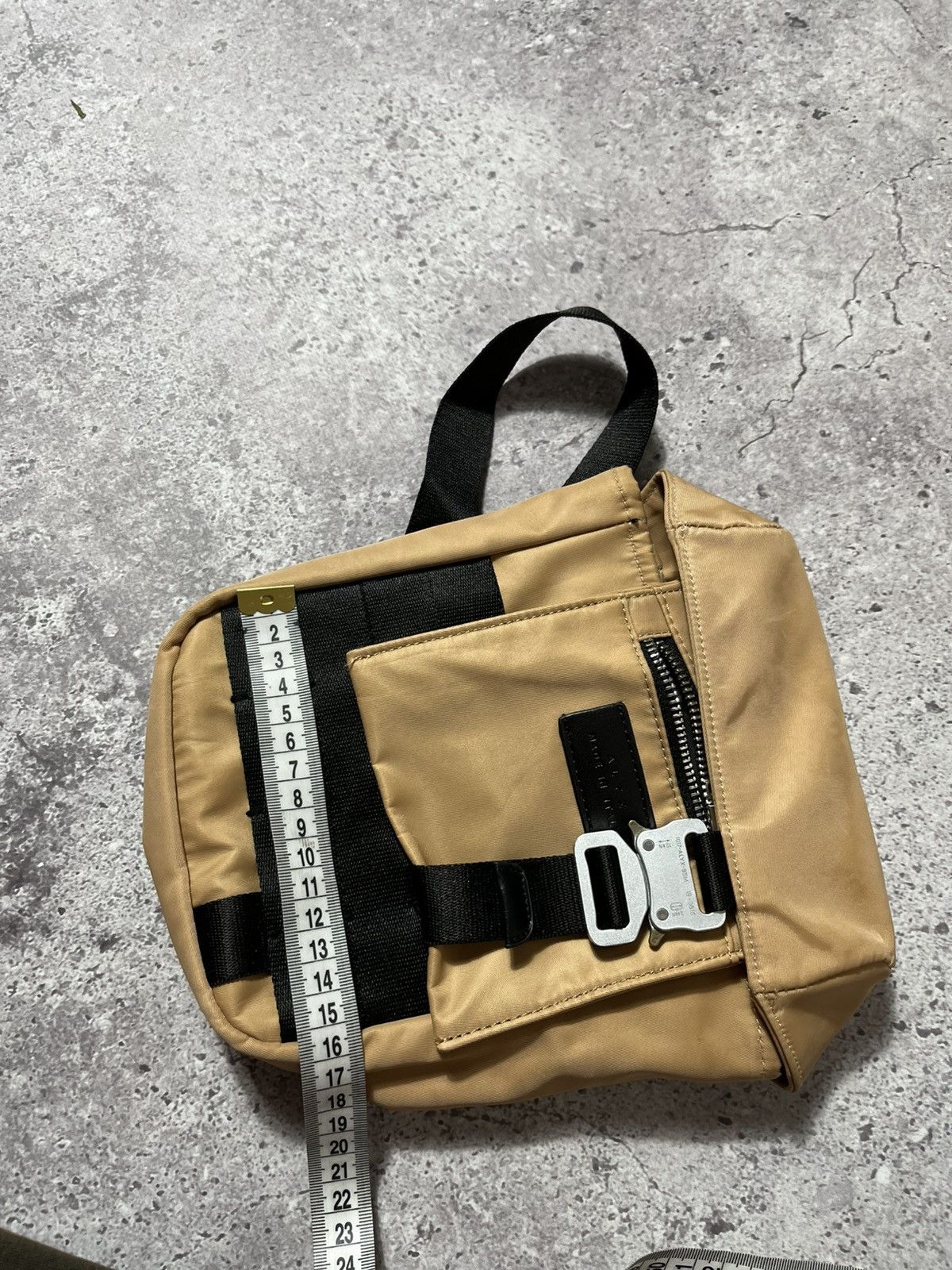 1017 ALYX 9SM 1017-ALYX-9SM Military metal Shoulder bag Size ONE SIZE - 18 Thumbnail