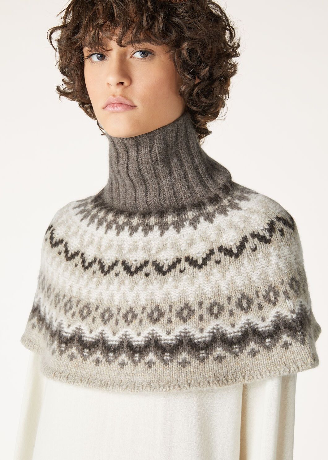 Loro Piana o1w1db10725 FAO7512 Size: OS/Alpe Pile Shoulder Warmer Scarf Size ONE SIZE - 2 Thumbnail