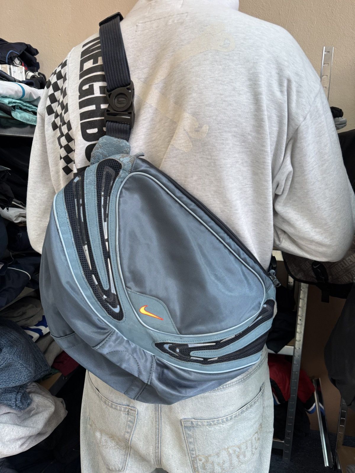Nike × Vintage NIKE VINTAGE BASIC LOGO 00s 90s PINTEREST STYLE SLING BAG Size ONE SIZE - 2 Thumbnail