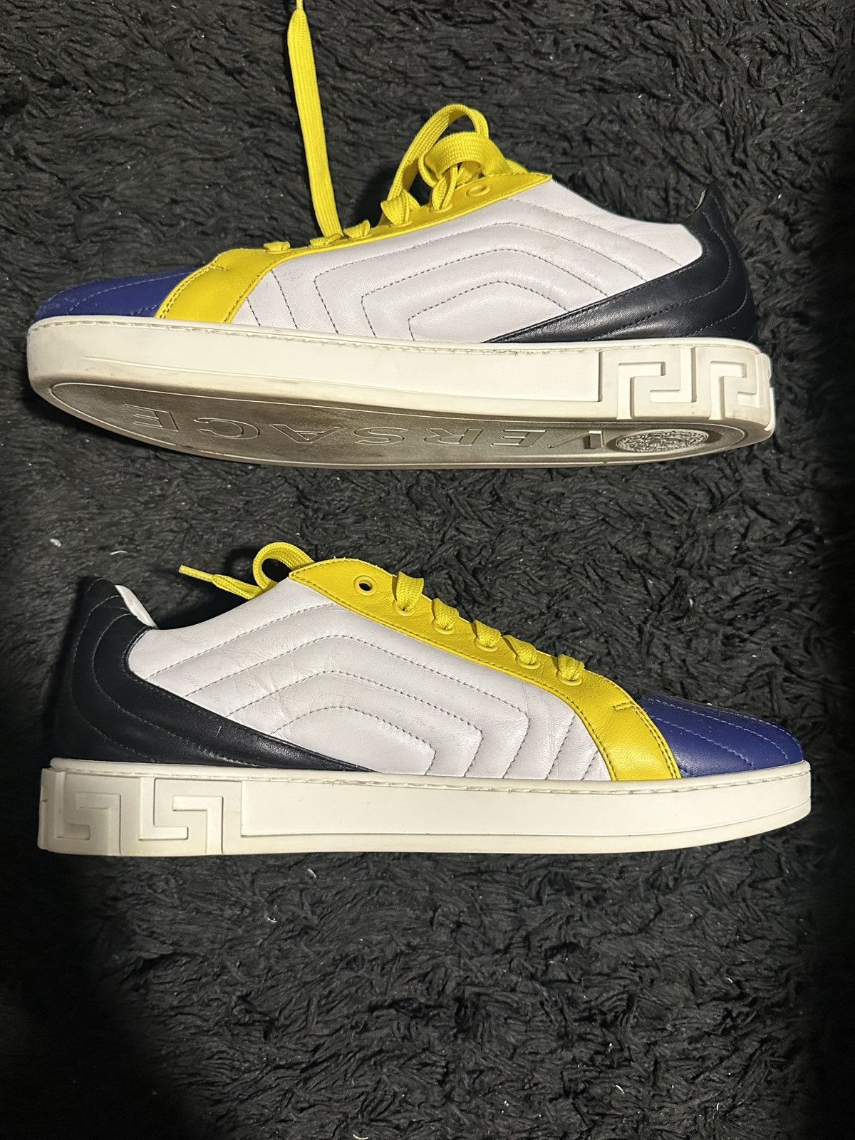 Versace Versace Men's Quilted Medusa Leather Trainers SIZE 9 (42) Size US 9 / EU 42 - 2 Thumbnail