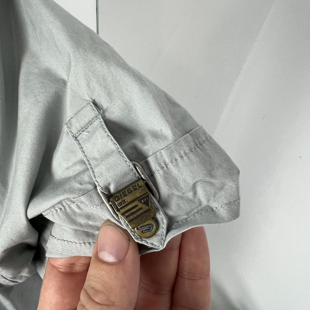 Diesel Vintage Y2K Diesel Avant Garde Metal Logo Button Up Shirt Size US M / EU 48-50 / 2 - 4 Thumbnail