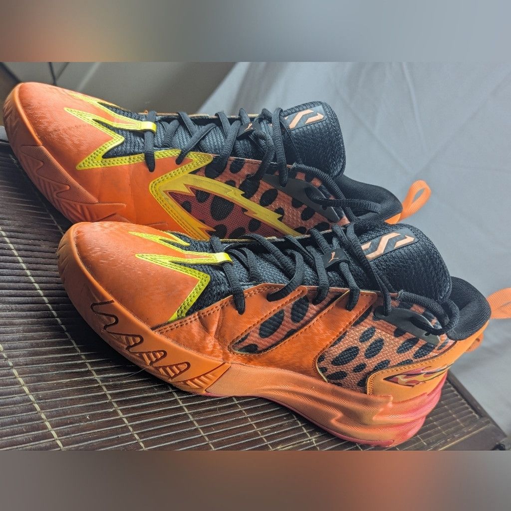 Puma Puma Flaming Hot Cheetos Basketball Shoes Size US 9 / EU 42 - 3 Thumbnail