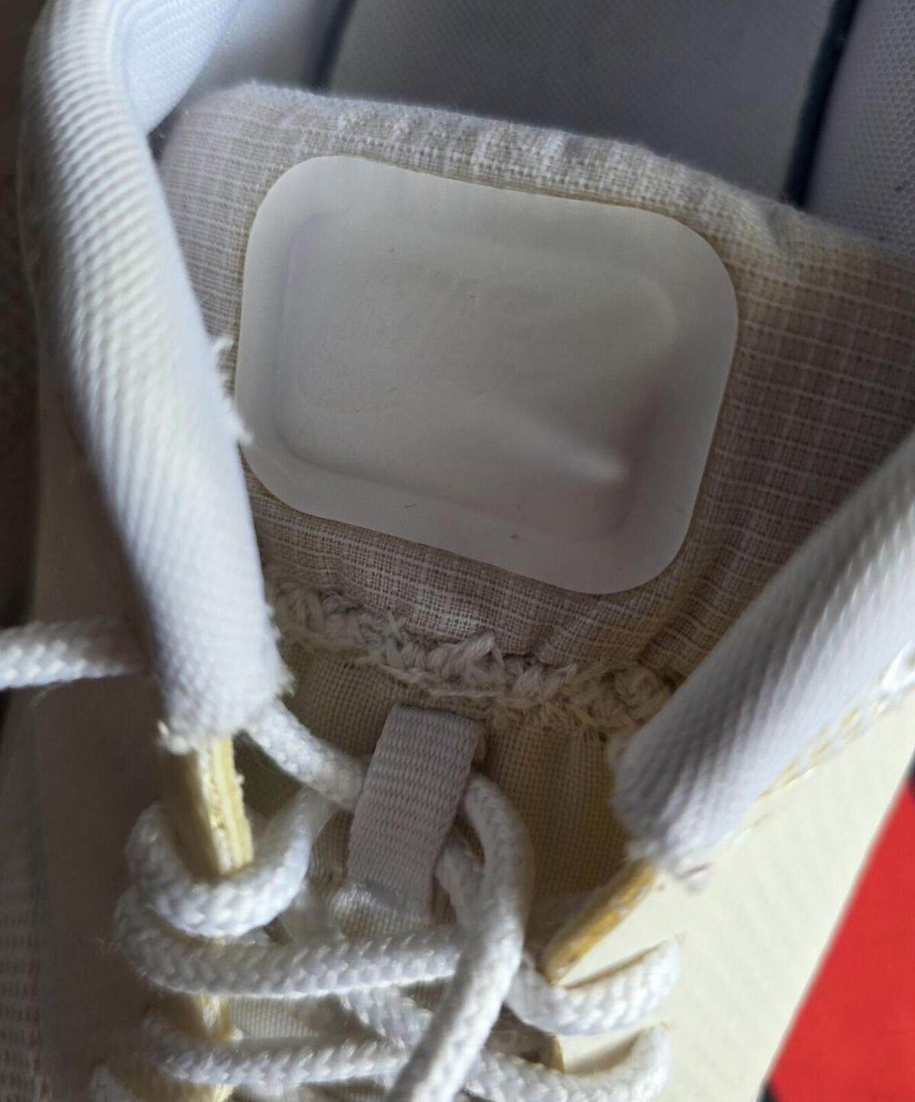 Nike Nike Air Max Thea Triple White Running Shoes Size 9.5 US Size US 9.5 / IT 39.5 - 8 Thumbnail