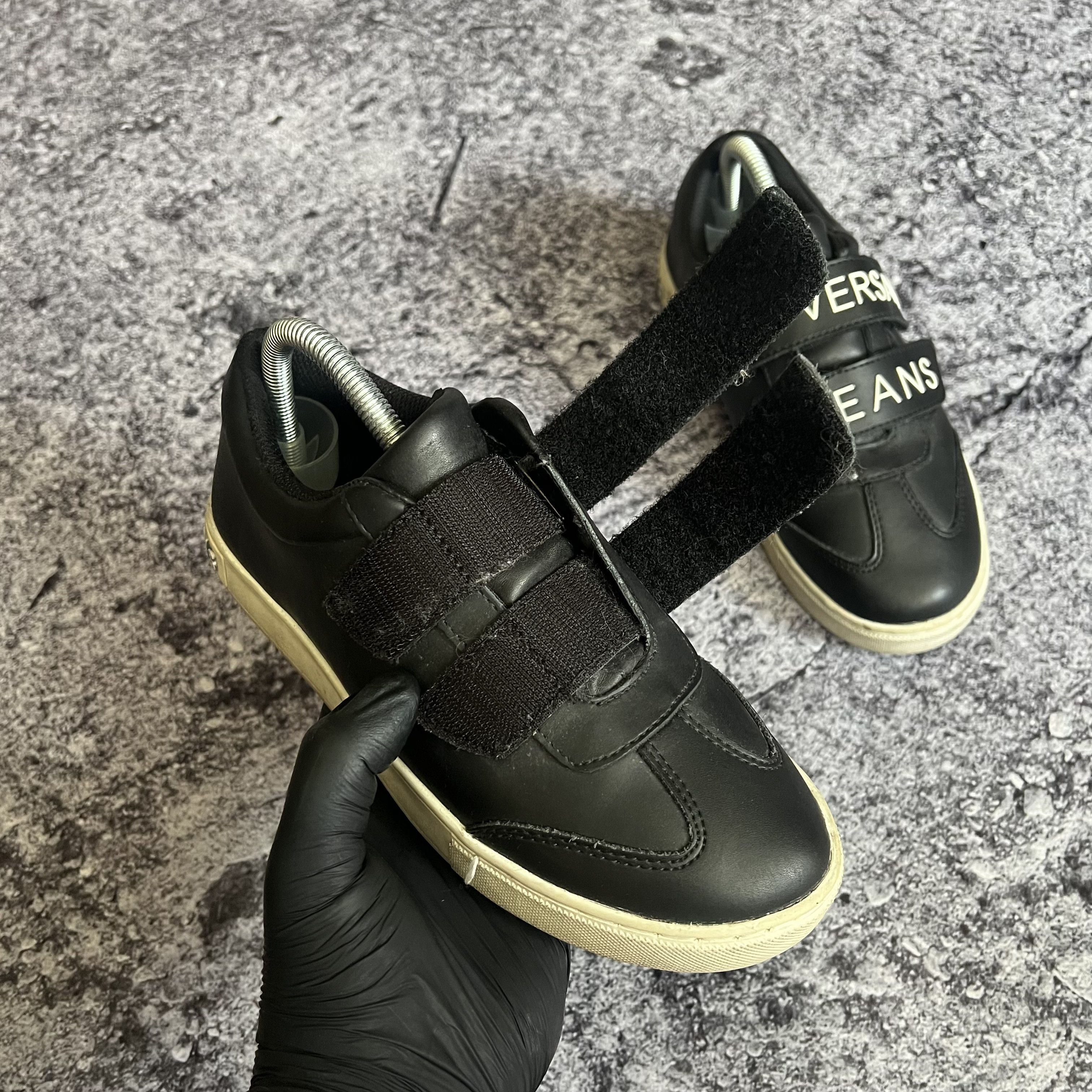 Versace Versace Sneakers Big Logo Size 38 Size US 8 / IT 38 - 10 Thumbnail