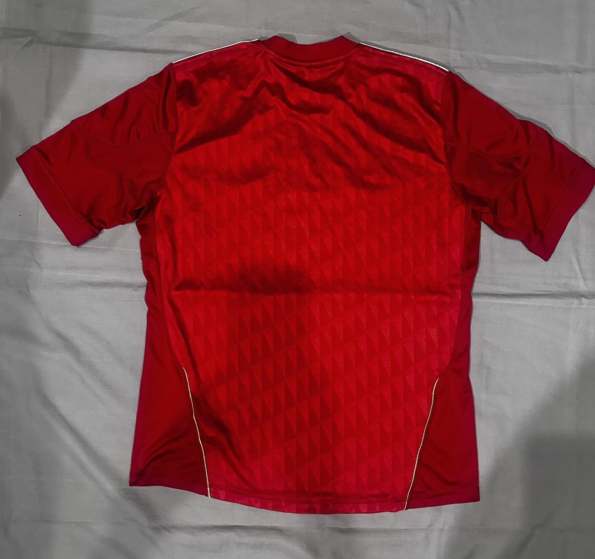 Adidas Adidas FC Liverpool 2010/2012 Vintage Soccer Jersey Size US L / EU 52-54 / 3 - 2 Thumbnail