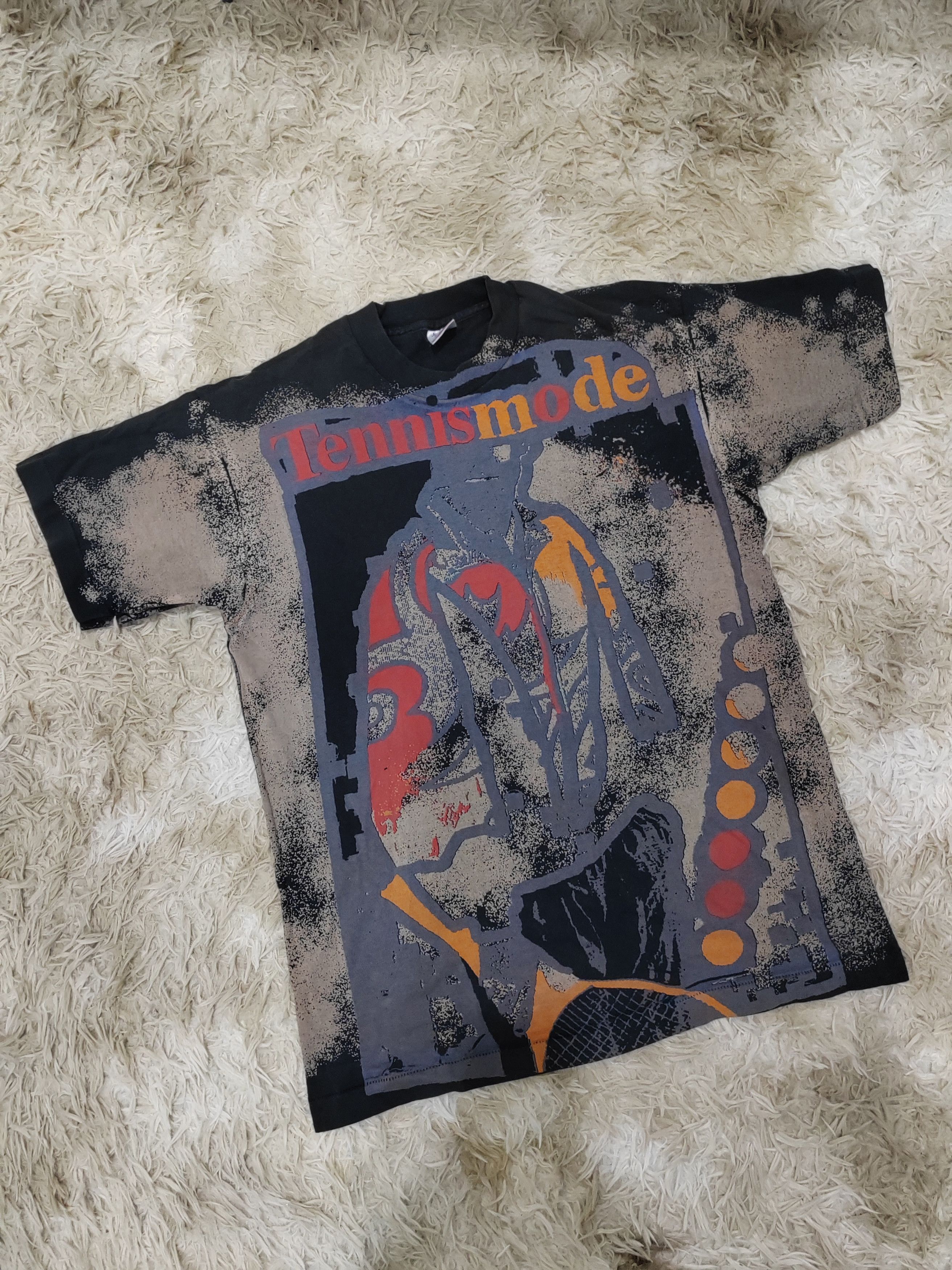 Vintage Vintage Tennismode Art Fullprint Mosqitohead Like Tshirt Size US L / EU 52-54 / 3 - 4 Thumbnail