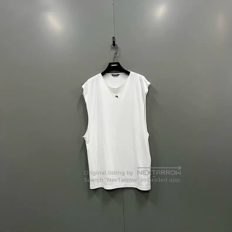 Balenciaga Balenciaga White Double Hook Embroidered Sleeveless T-Shir Size US M / EU 48-50 / 2 - 1 Thumbnail