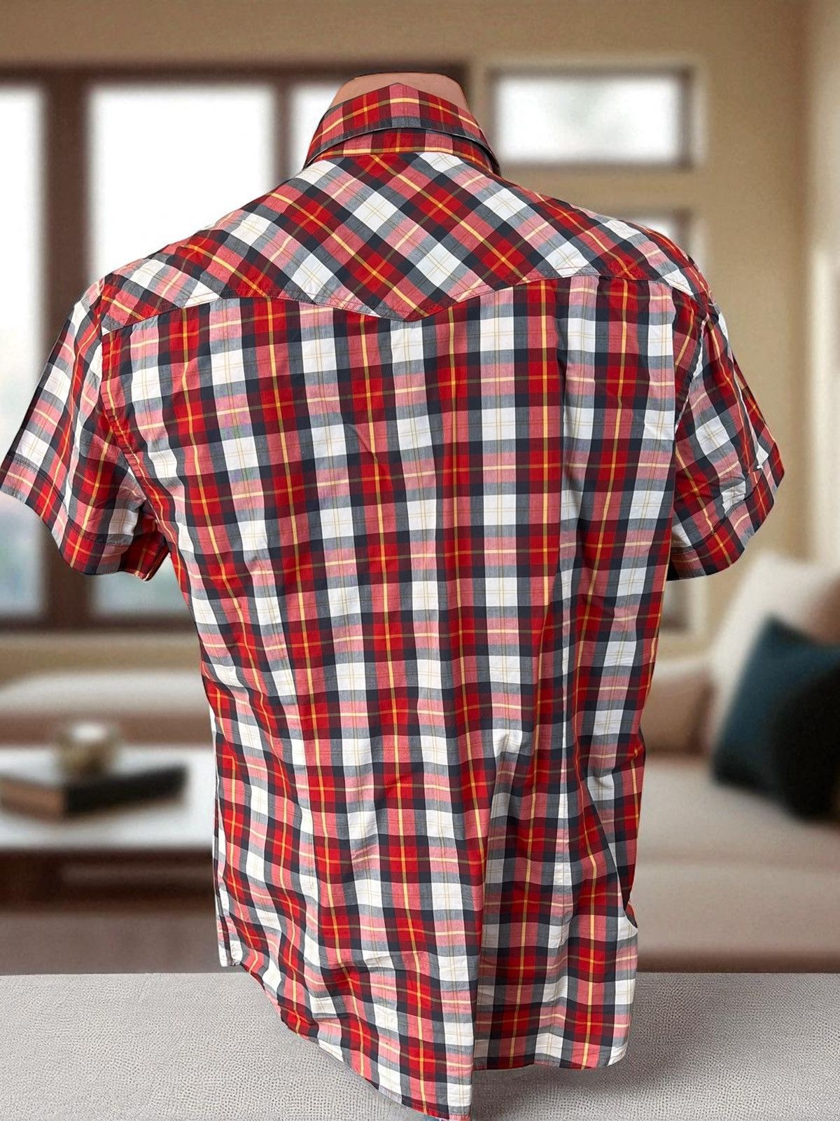 Peak Performance Peak Performace checked shirt size M short sleeve Size US M / EU 48-50 / 2 - 3 Thumbnail