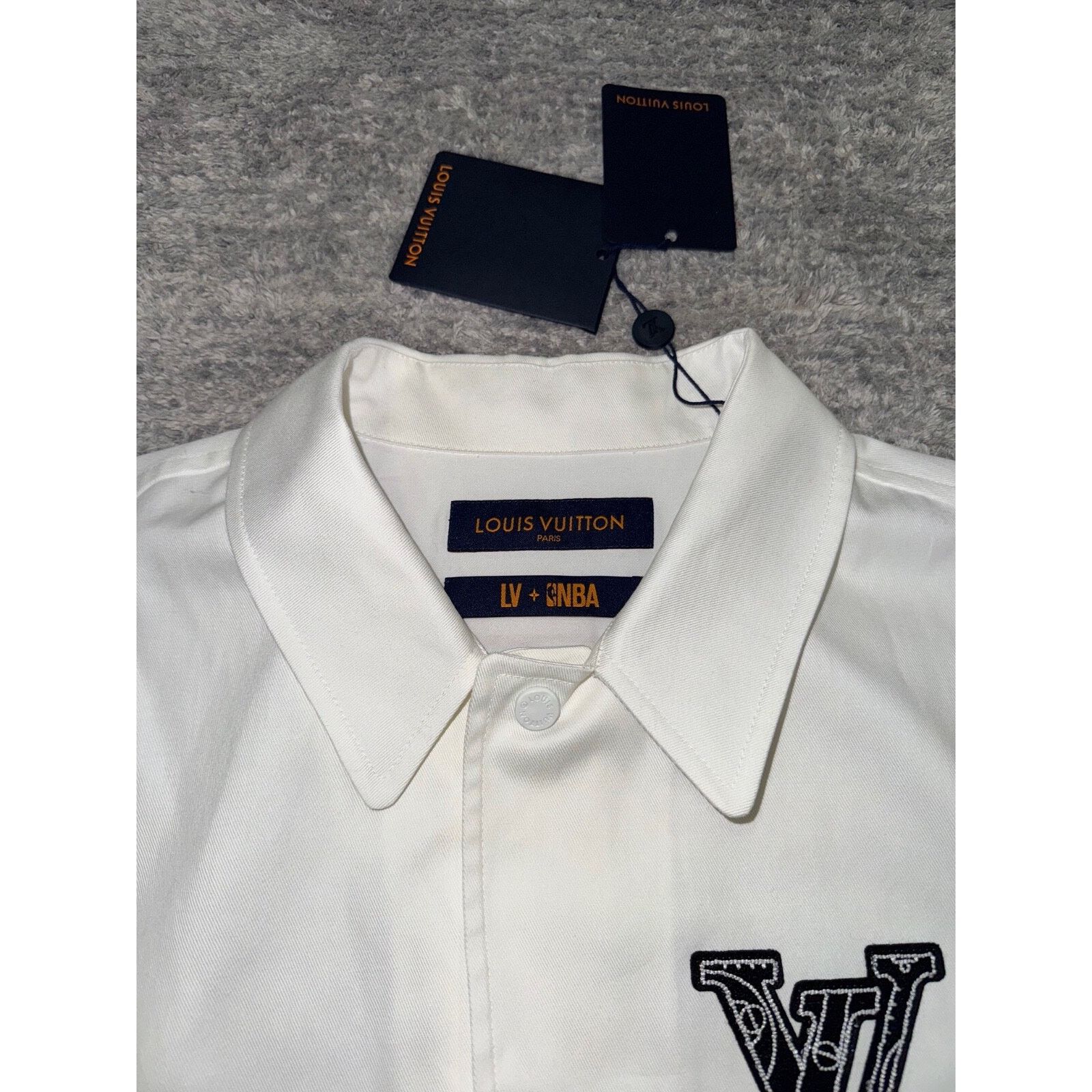 Louis Vuitton Louis Vuitton LV NBA Basketball SS Shirt Short Sleeve Button Size US L / EU 52-54 / 3 - 11 Thumbnail