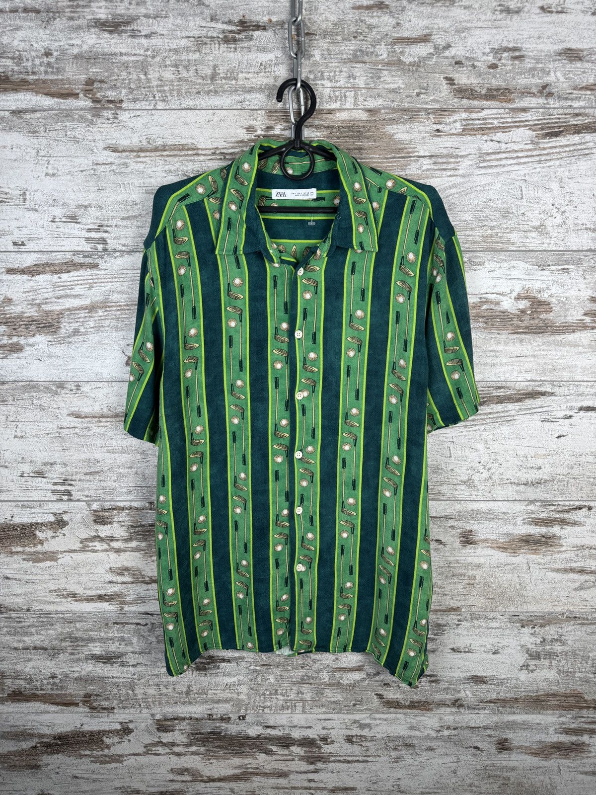 Zara Mens Zara Hawaiian shirts button up crazy viscose vintage Size US L / EU 52-54 / 3 - 1 Thumbnail