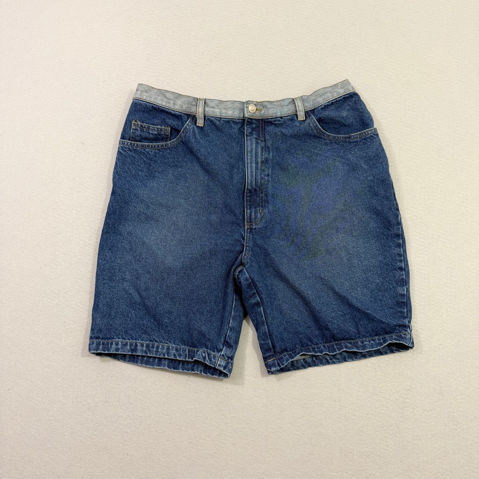 Croft & Barrow Vintage Croft & Barrow Jean Shorts Mens 38 Blue 9" Inseam Size US 38 / EU 54 - 1 Thumbnail