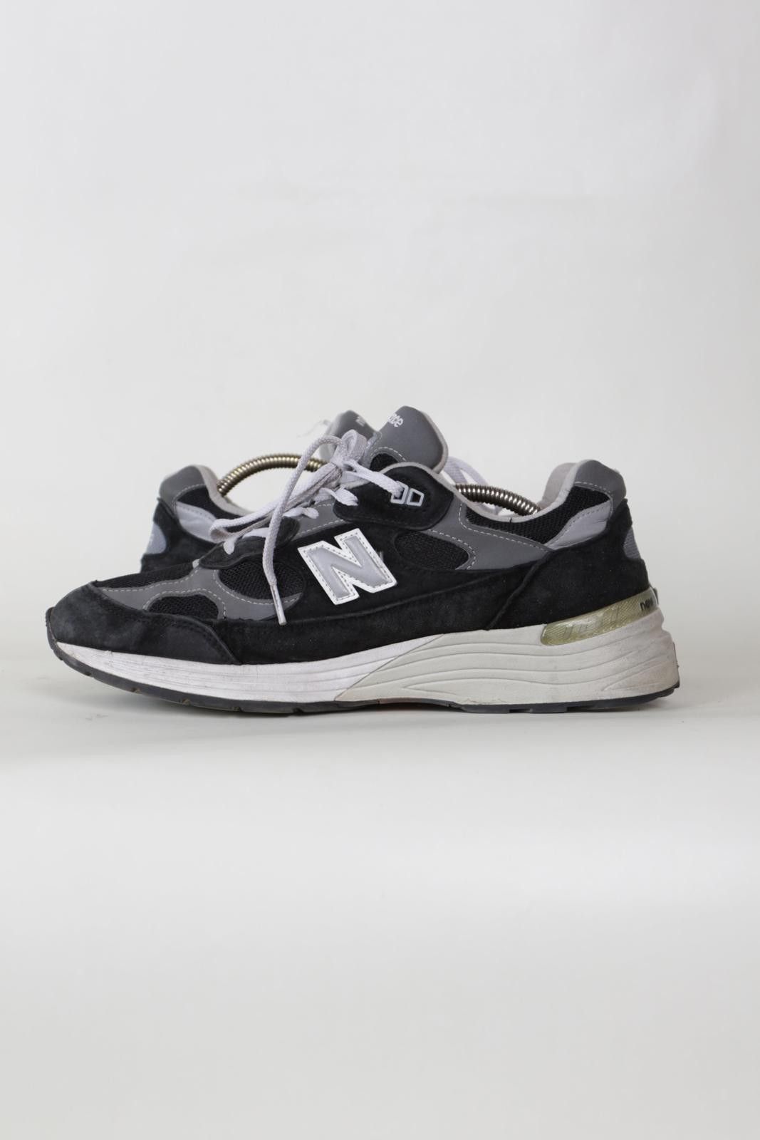 New Balance 2021' New Balance 992 Black Grey Low-Top Sneakers Size US 10 / EU 43 - 5 Thumbnail
