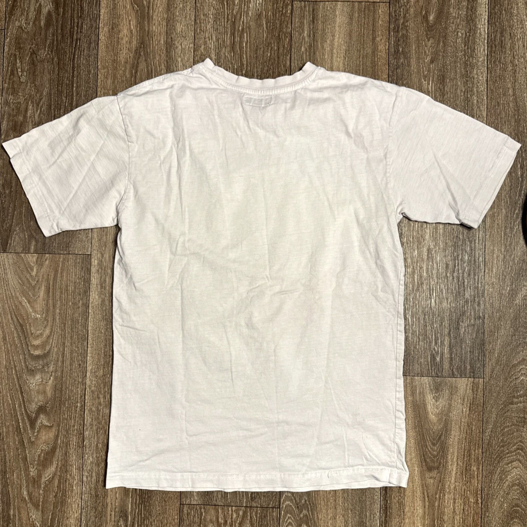 Vintage Chinatown Market Get Lost And Find Yourself White T-Shirt Medium Unisex Adults M Shirt White 90s? Size US M / EU 48-50 / 2 - 5 Thumbnail