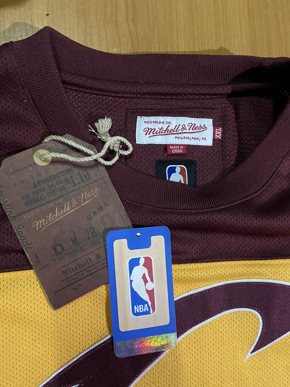 Mitchell & Ness Mitchell And Ness Cleveland Cavaliers Mesh jersey size xxl Size US XXL / EU 58 / 5 - 7 Thumbnail