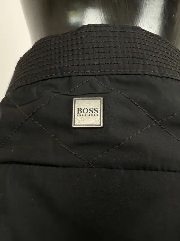 Hugo Boss Hugo Boss Giubbottto Imbottito Uomo Nero Taglia 50 Size US L / EU 52-54 / 3 - 6 Thumbnail