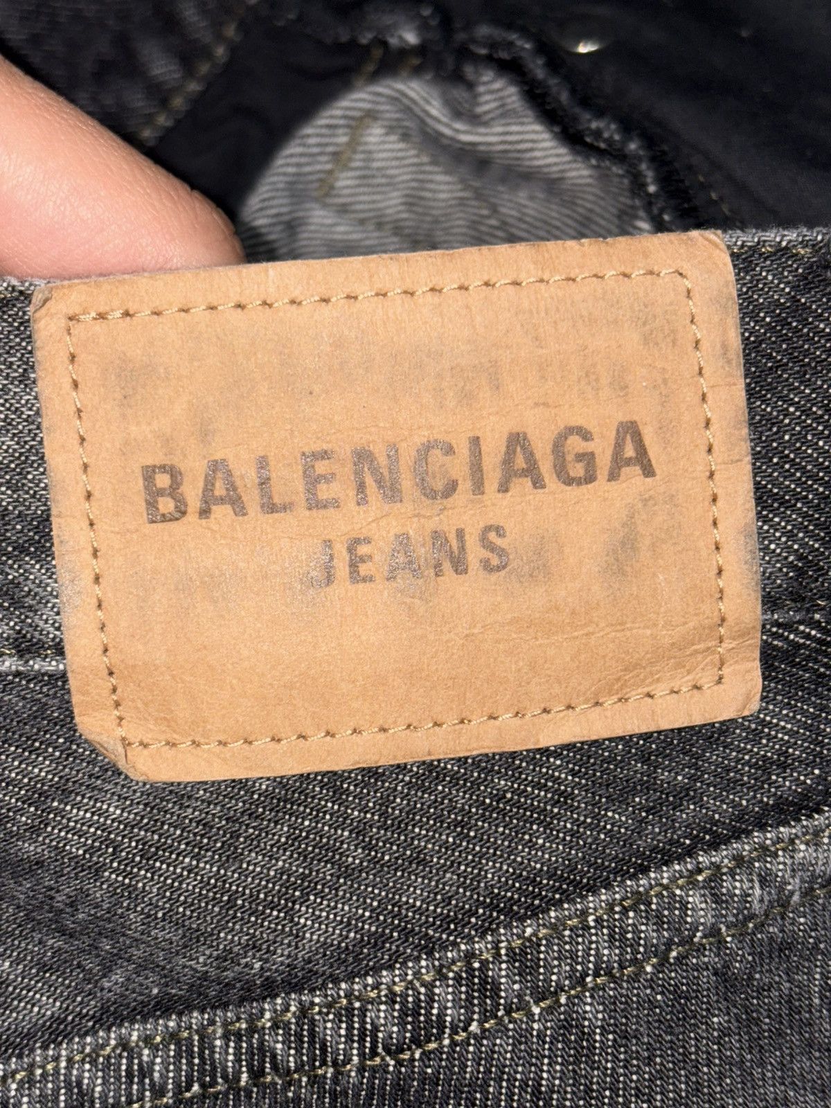 Balenciaga FW21 Demna Balenciaga Jeans Back Rip distressed gray denim Size US 29 - 10 Thumbnail