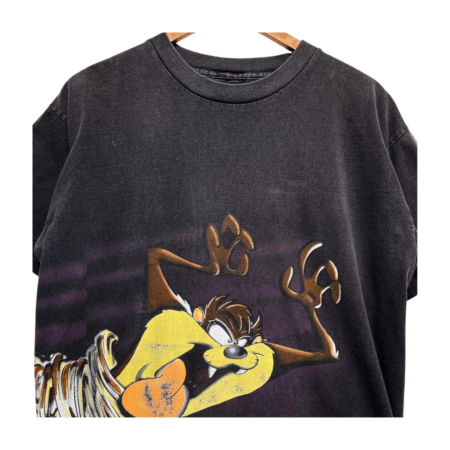 Vintage × Warner Bros Vintage 1996 Warner Bros Taz Out Of Control Black T-shirt L Size US L / EU 52-54 / 3 - 2 Thumbnail