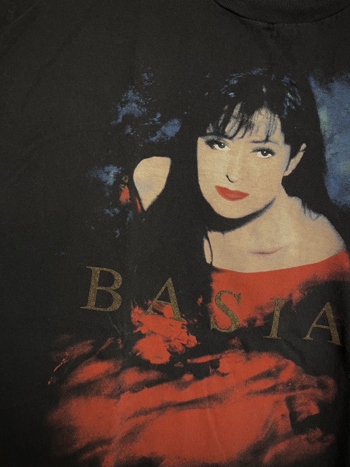 Vintage Vintage + Faded Basia Sony T-Shirt Size US XL / EU 56 / 4 - 3 Thumbnail