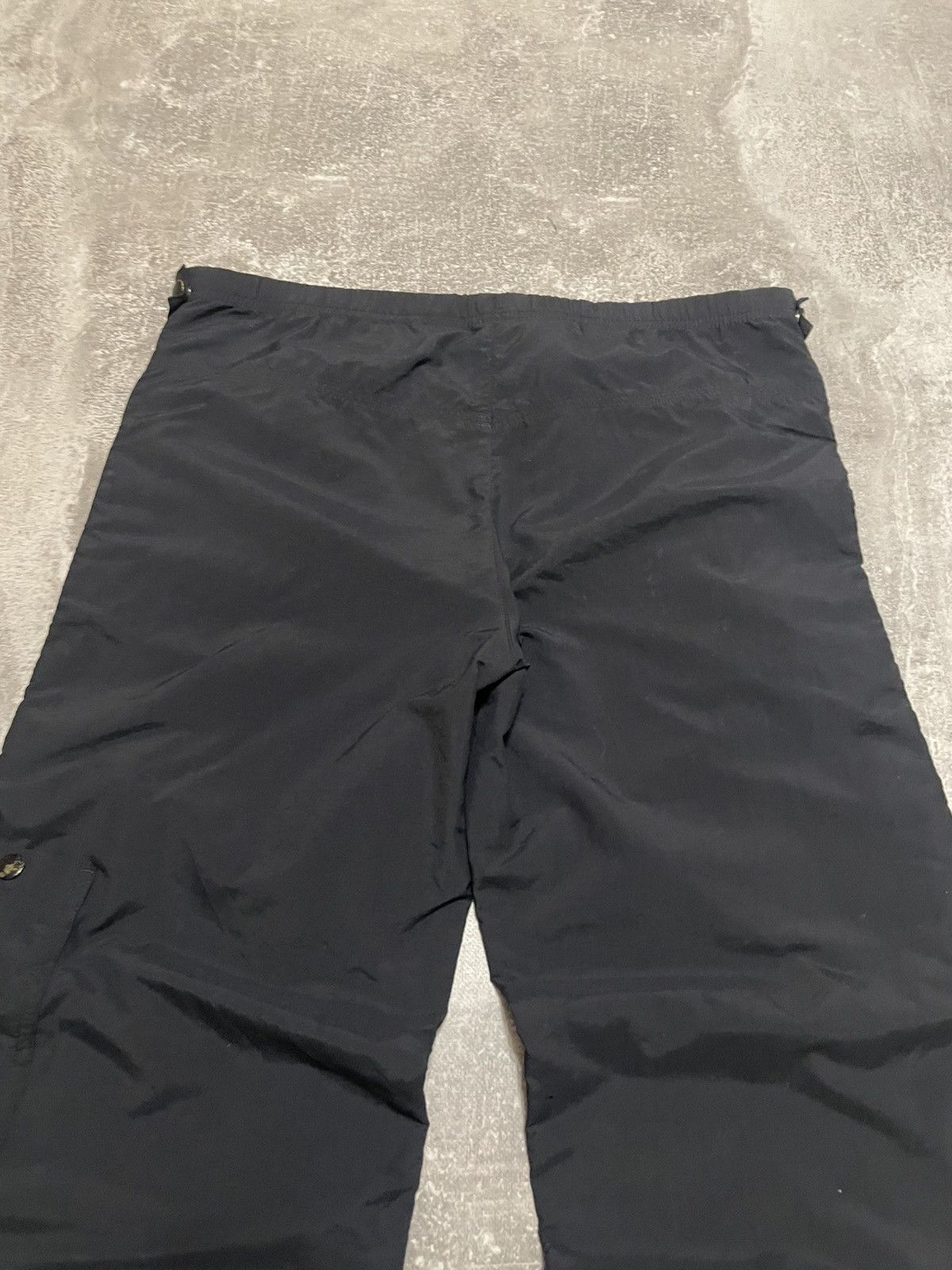 Nike Vintage Nike Nylon Full Zip Track Pants Y2K Size 28" / US 6 / IT 42 - 14 Thumbnail