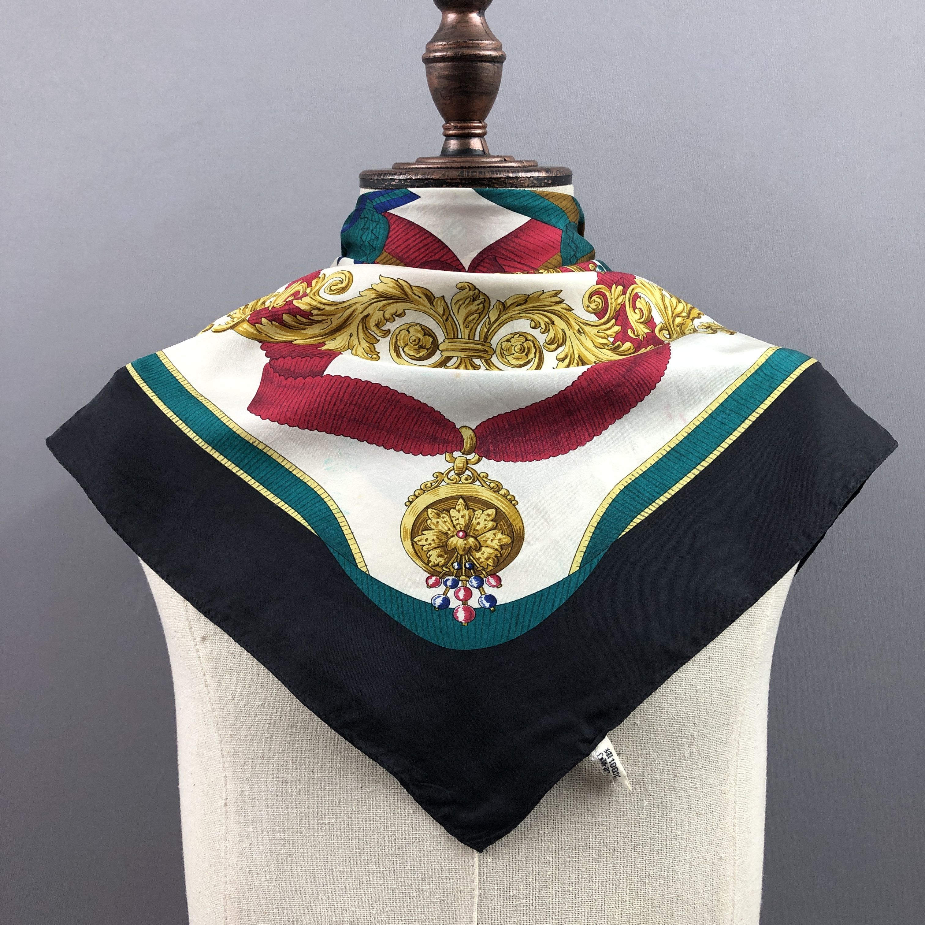 Other Vintage Luxury SILK Scarf Twill Stole Wraps Scarves Size ONE SIZE - 2 Thumbnail