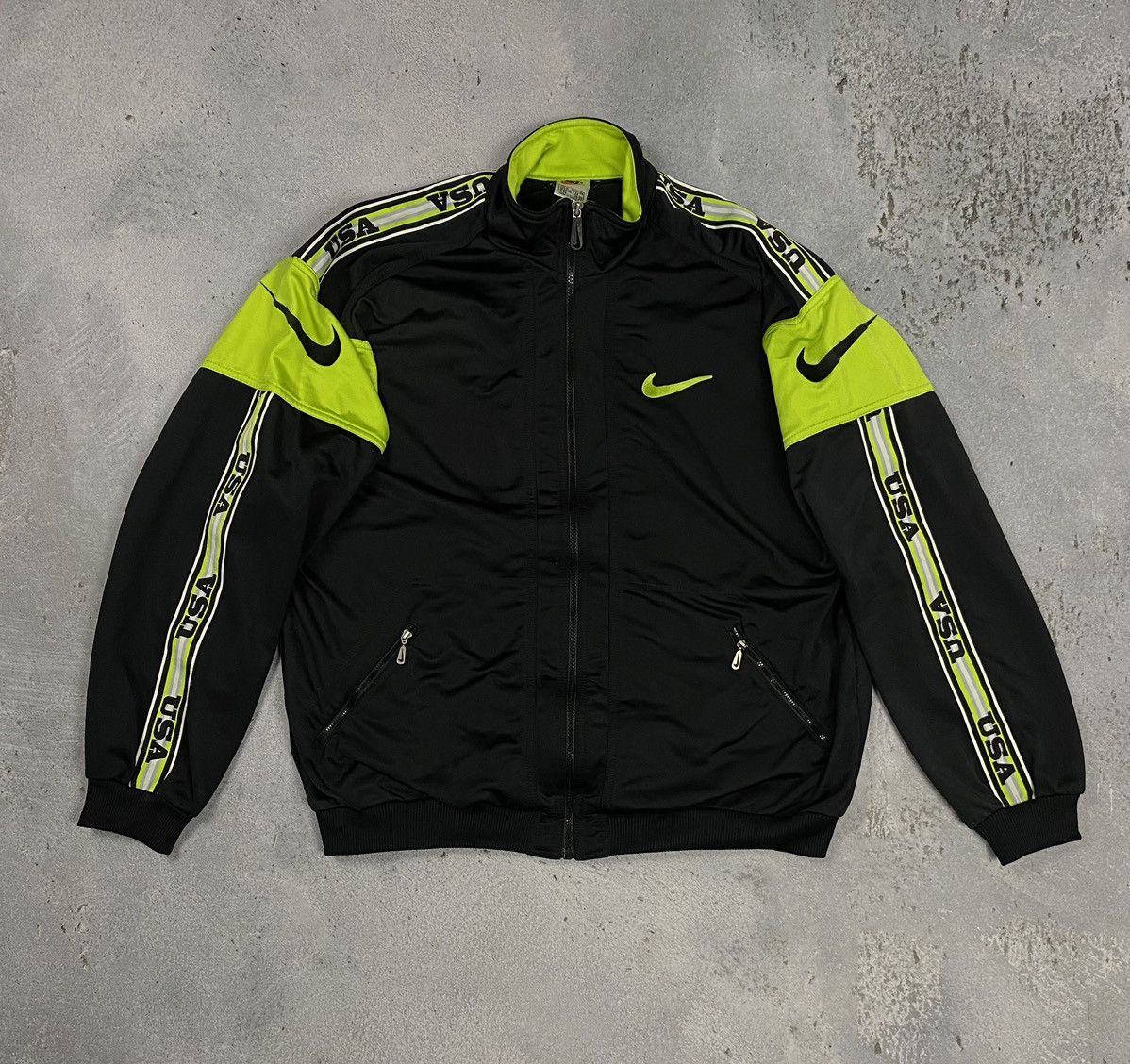 Nike Nike USA zip up vintage y2k 90s 80s Olympic windbreaker Size US XL / EU 56 / 4 - 1 Thumbnail