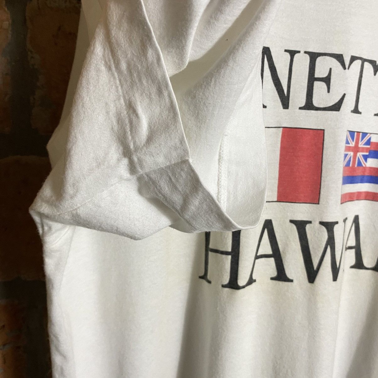 Benetton Benetton Hawaii Tee REGISTERED UNITED COLORS OF BENETTON Size US M / EU 48-50 / 2 - 8 Thumbnail