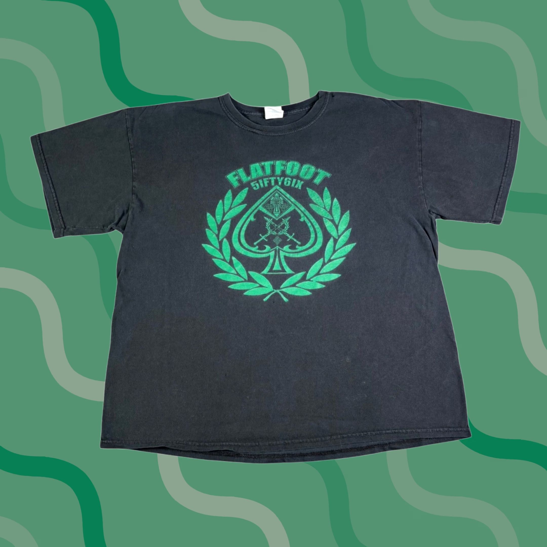 Gildan VINTAGE Flatfoot Fifty Six XL Black Graphic T Shirt Ace of Spades Laurel Wreath Mens Size US XL / EU 56 / 4 - 1 Thumbnail