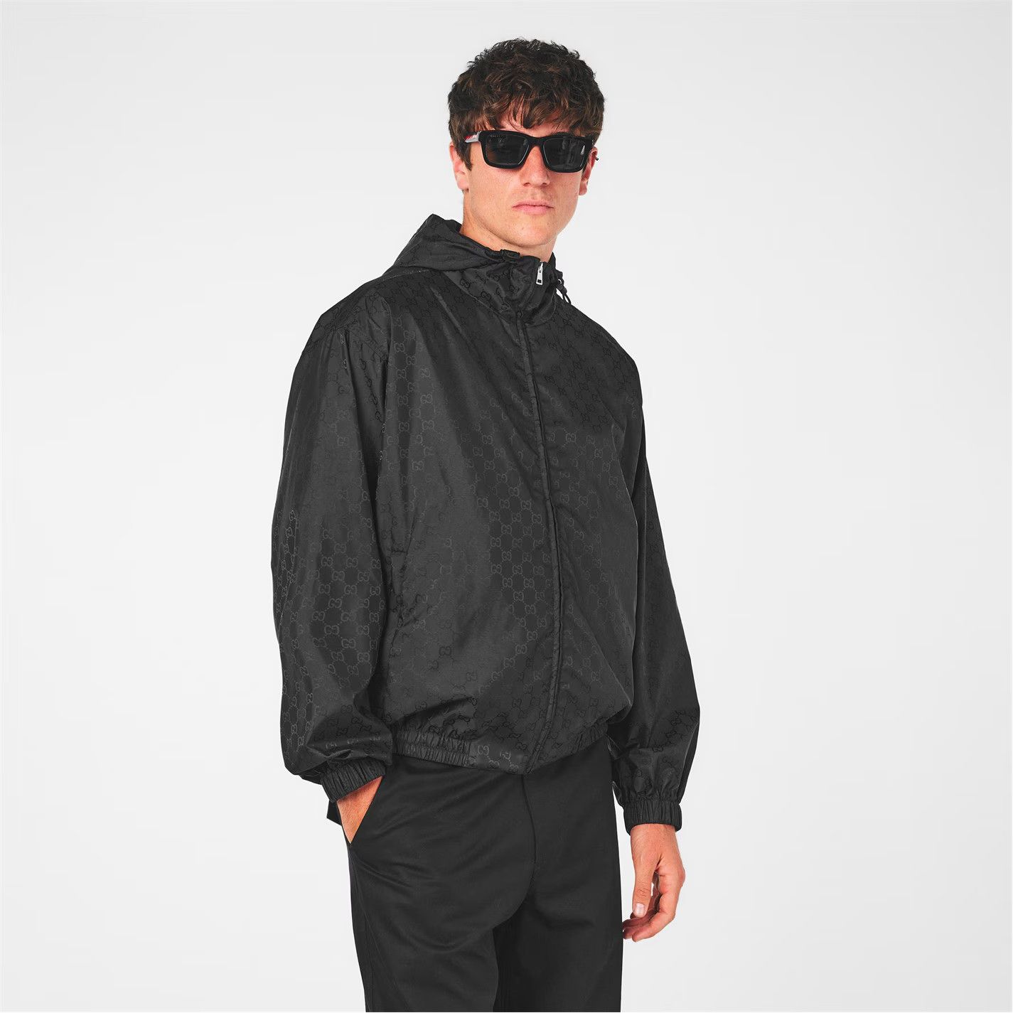 Gucci o1g2r1mq0426 Lightweight Fit Windbreaker Jacket in Black Size US L / EU 52-54 / 3 - 3 Thumbnail