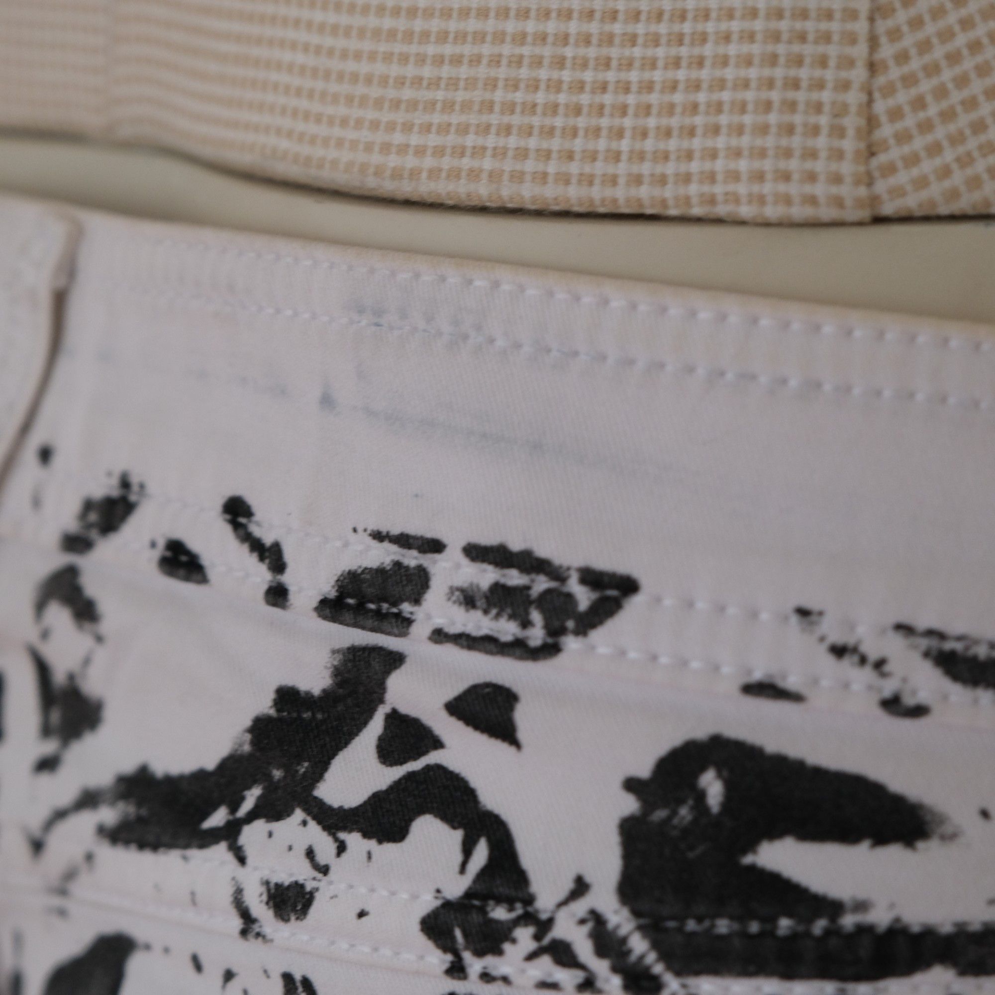 Dolce & Gabbana R Budd Dwyer Newspaper Print Pants Size 30" / US 8 / IT 44 - 5 Thumbnail