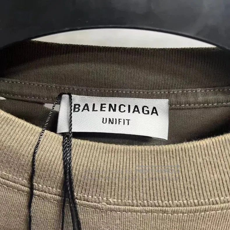 Balenciaga Balenciaga Gray Logo Print Short Sleeve T-shirt. Size US XXS / EU 40 - 2 Thumbnail