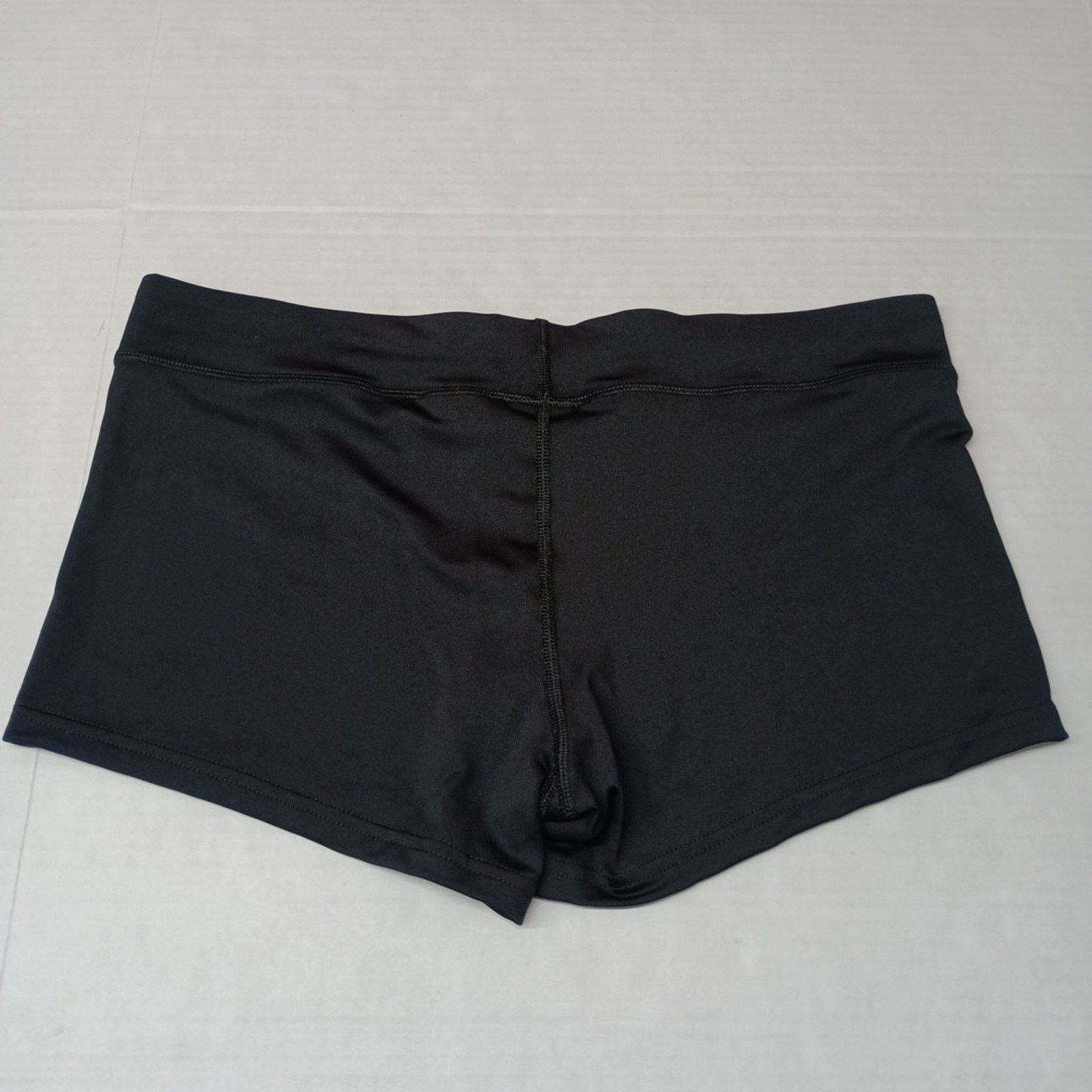 Nike Nike Performance Black/White Volleyball Shorts Women's XL Size 36" / US 14 / IT 50 - 5 Thumbnail