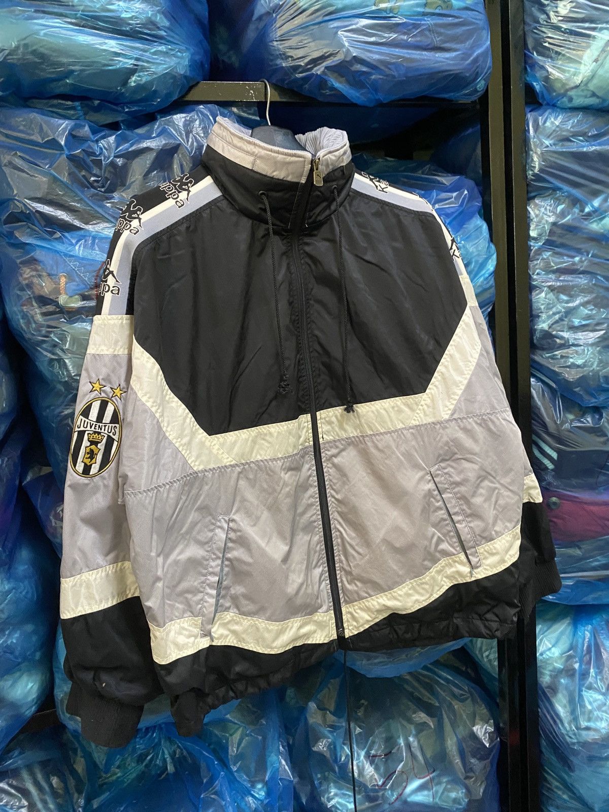 Kappa Vintage Kappa x Juventus Windbreaker Jacket - Black/Grey Size US M / EU 48-50 / 2 - 3 Thumbnail