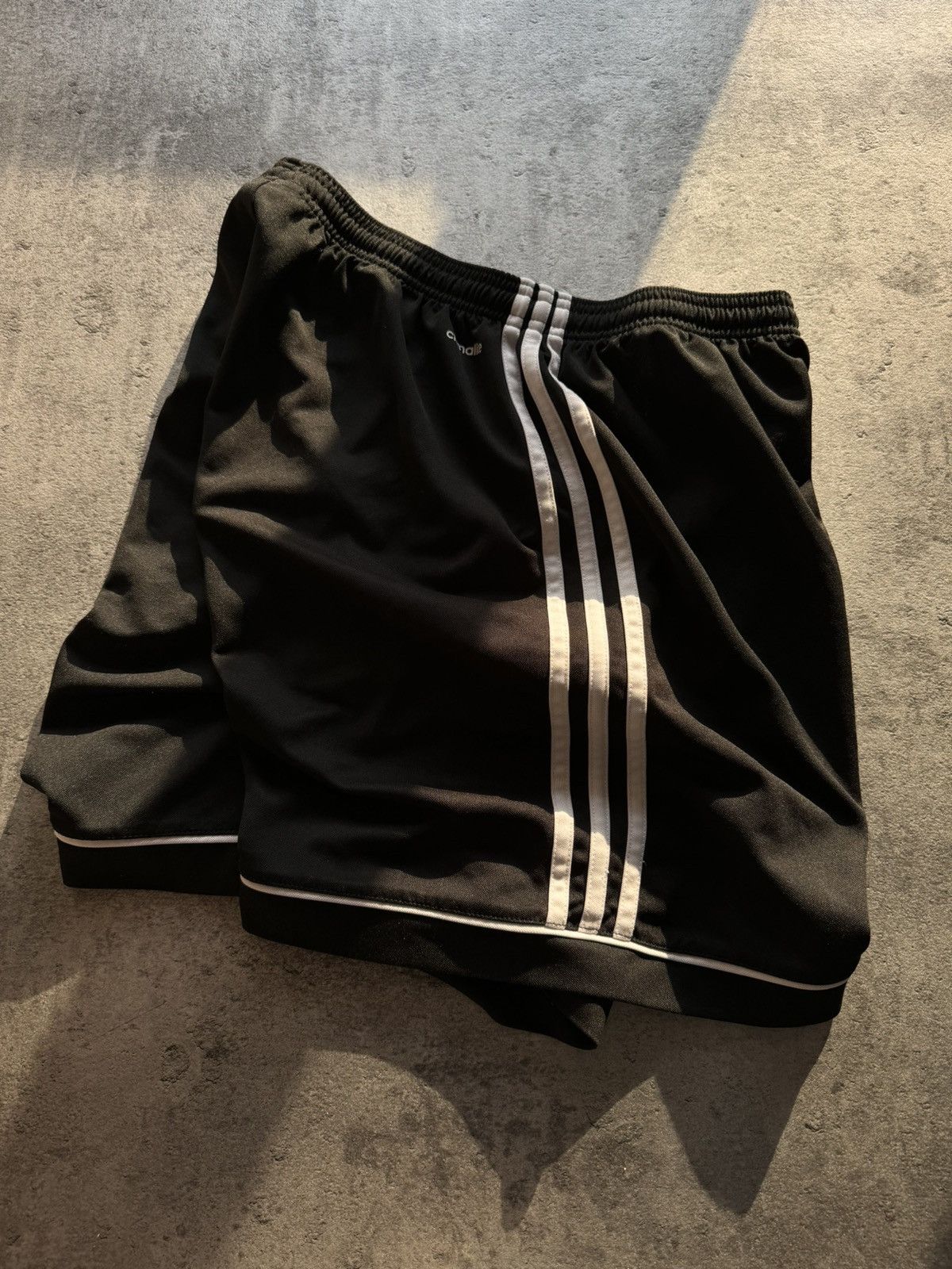 Adidas Vintage Y2K Adidas Pinterest Shorts Streetwear 90s Size US 32 / EU 48 - 6 Thumbnail