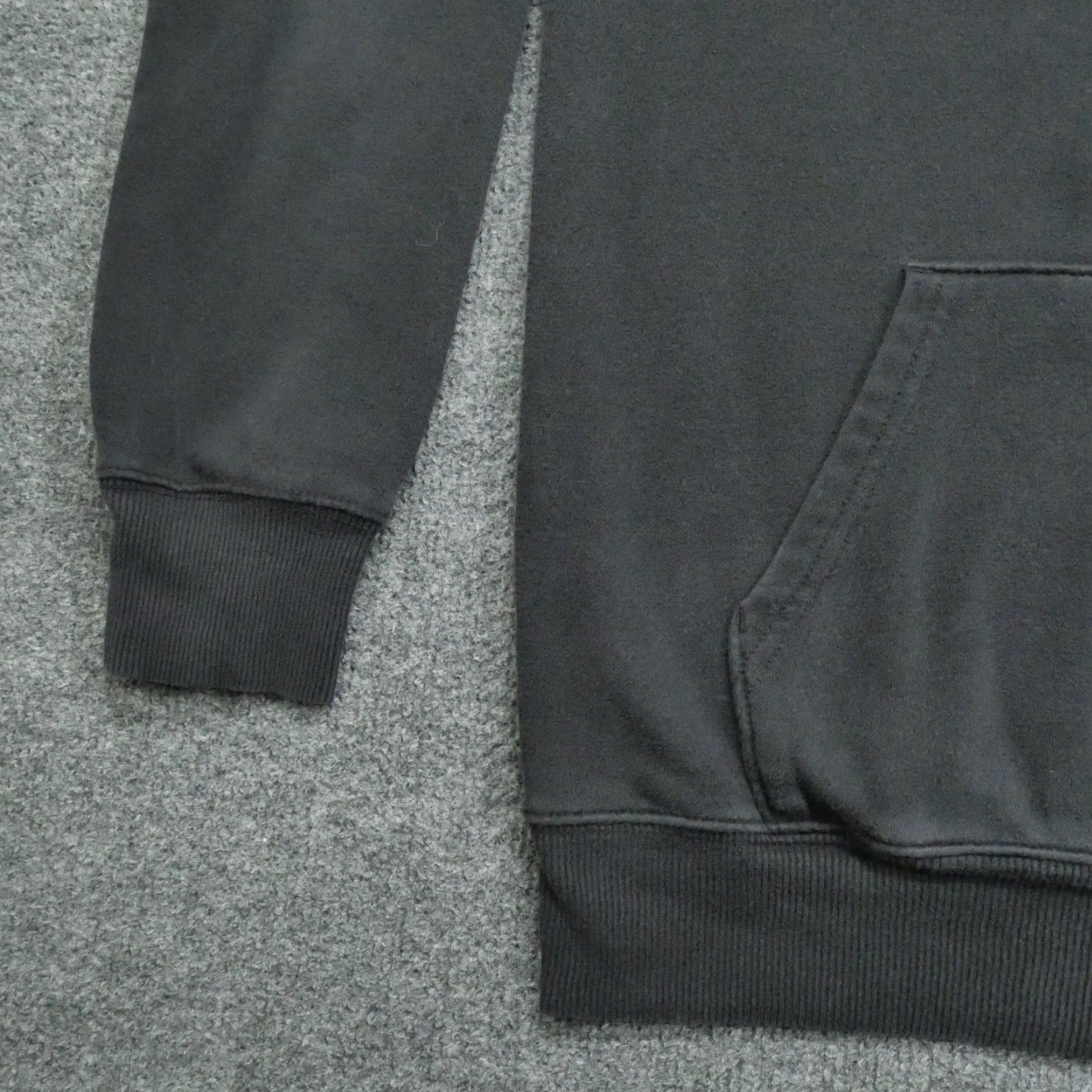 The North Face VINTAGE The North Face Hoodie Mens S Black Pullover Logo Hooded 90s Logo Print? Size US S / EU 44-46 / 1 - 3 Thumbnail