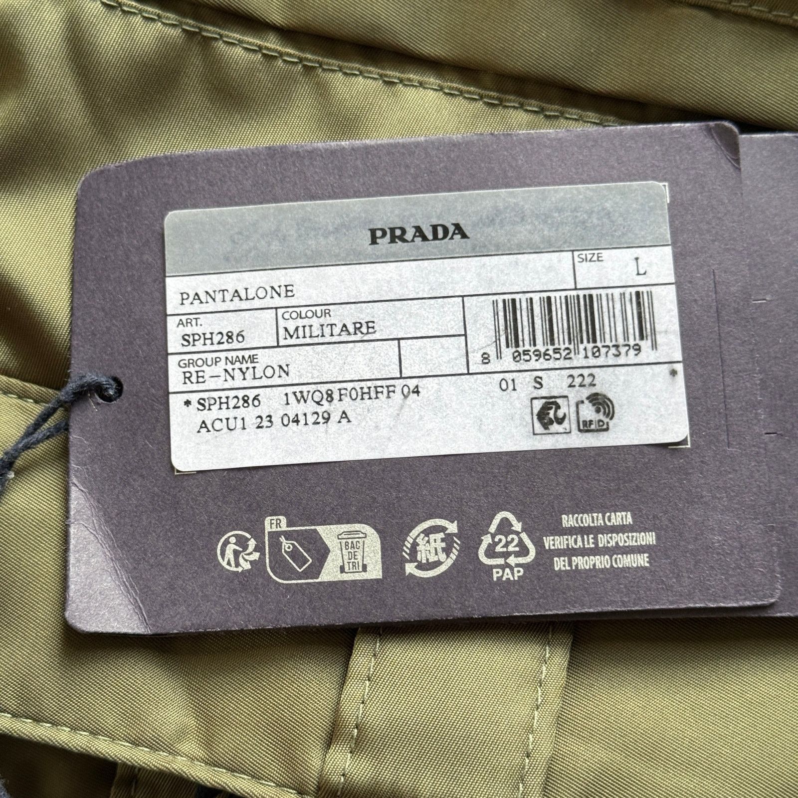 Prada Size 34 - Prada Men's Logo Re-Nylon Straight-Leg Cargo Pants Size US 34 / EU 50 - 9 Thumbnail