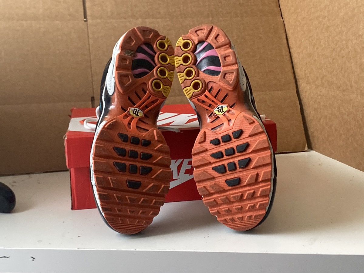 Nike Nike Air Max Plus (GS) Size US 6.5 / EU 39-40 - 5 Thumbnail