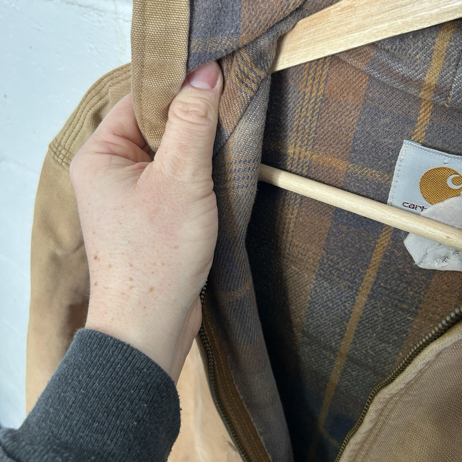 Carhartt Vintage Carhartt Plaid-Lined Hooded Active Jacket “Brown” Size US S / EU 44-46 / 1 - 14 Thumbnail