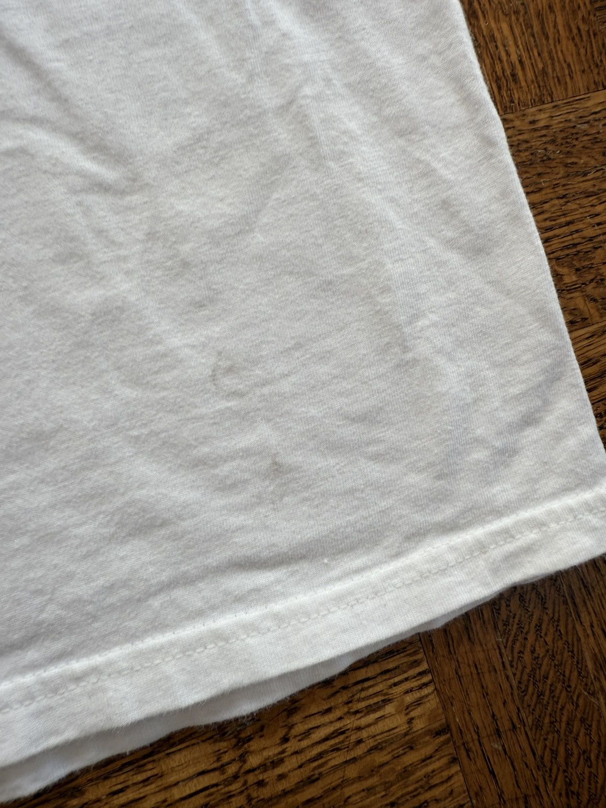 Vintage Vintage 90s Absolut Kurant Embroidered Promo Graphic Tee Size US XL / EU 56 / 4 - 7 Thumbnail