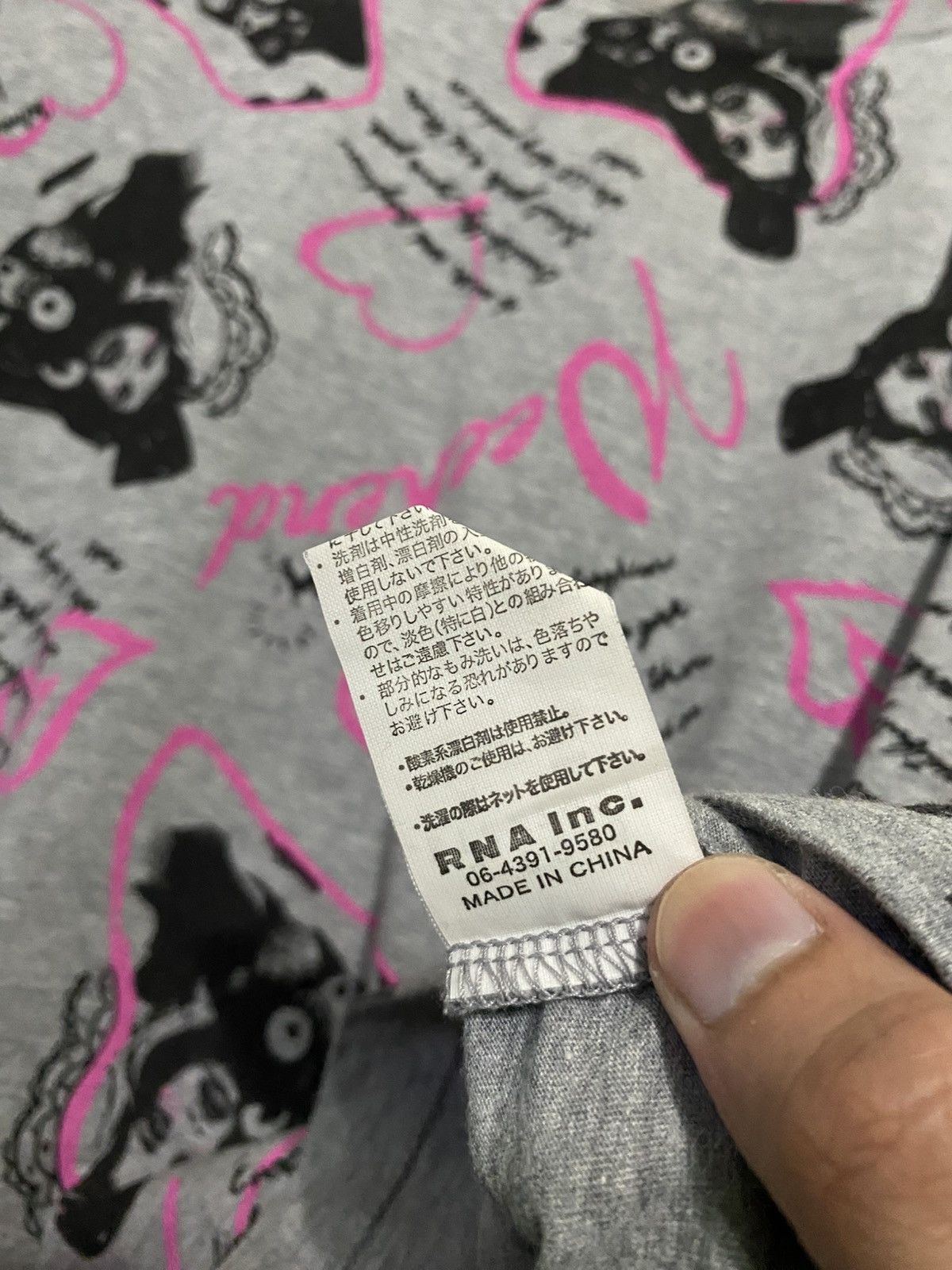 Japanese Brand RNA INC JAPAN SEXY MODEL OVERPRINT JAPAN TSHIRT Size US M / EU 48-50 / 2 - 7 Thumbnail