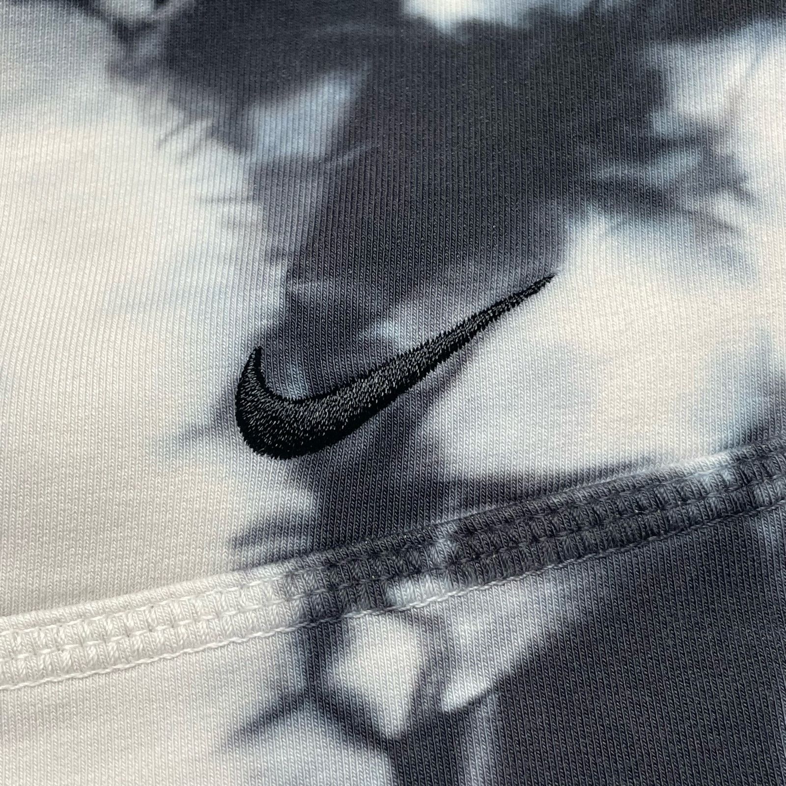 Nike Nike Dri-fit Tie Dye Leggings Size 28" / US 6 / IT 42 - 2 Thumbnail