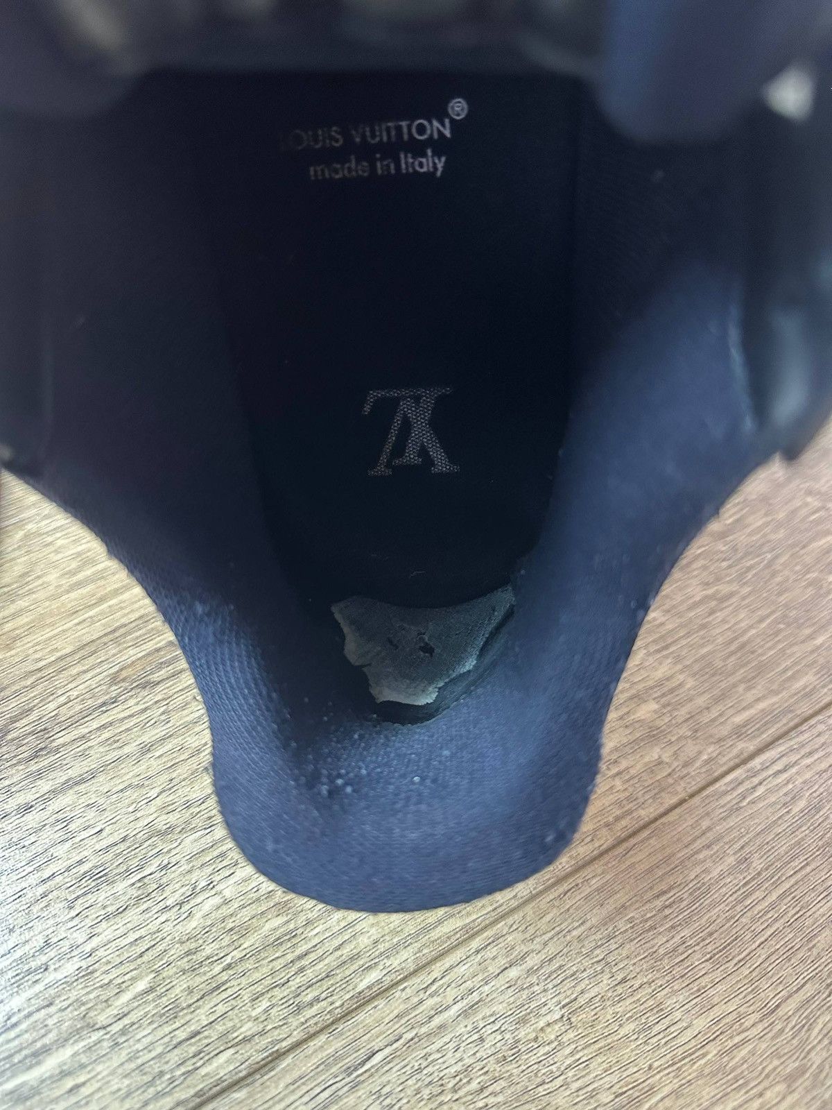Louis Vuitton Louis Vuitton Trainer Size US 7 / EU 40 - 8 Thumbnail