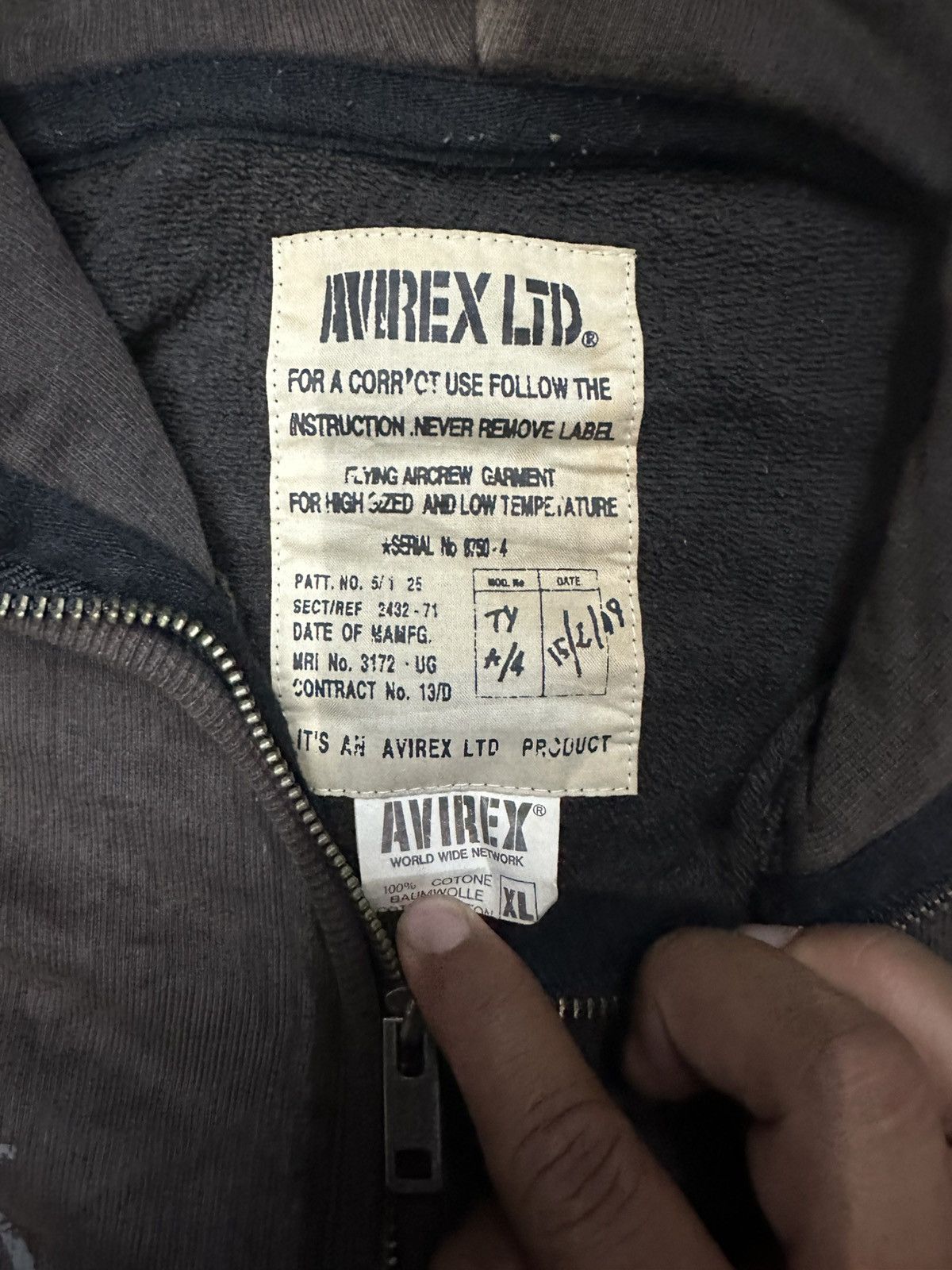 Avirex VTG Faded Avirex Balenciaga Toasted Style Hoodie Size US XL / EU 56 / 4 - 8 Thumbnail