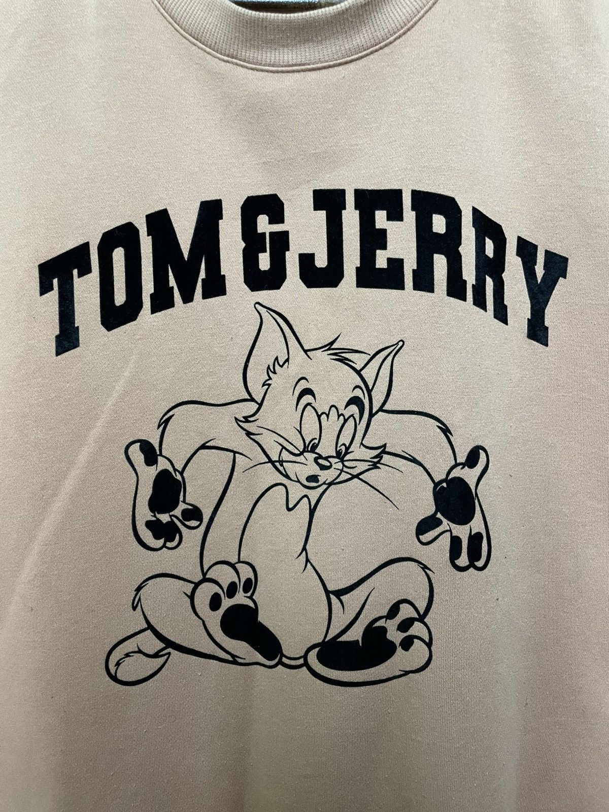 GU Tom and jerry big logo printed crewneck sweatshirt Size US XXL / EU 58 / 5 - 5 Thumbnail