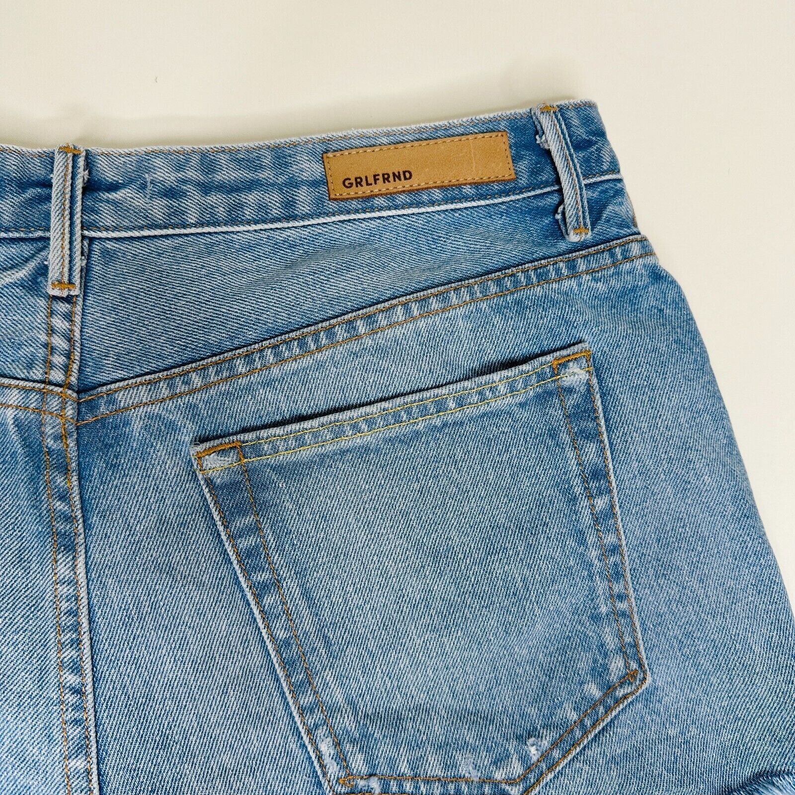 GRLFRND Grlfrnd Can't Get Enough Cindy Button Fly Raw Hem Shorts 31 Size 31" - 5 Thumbnail