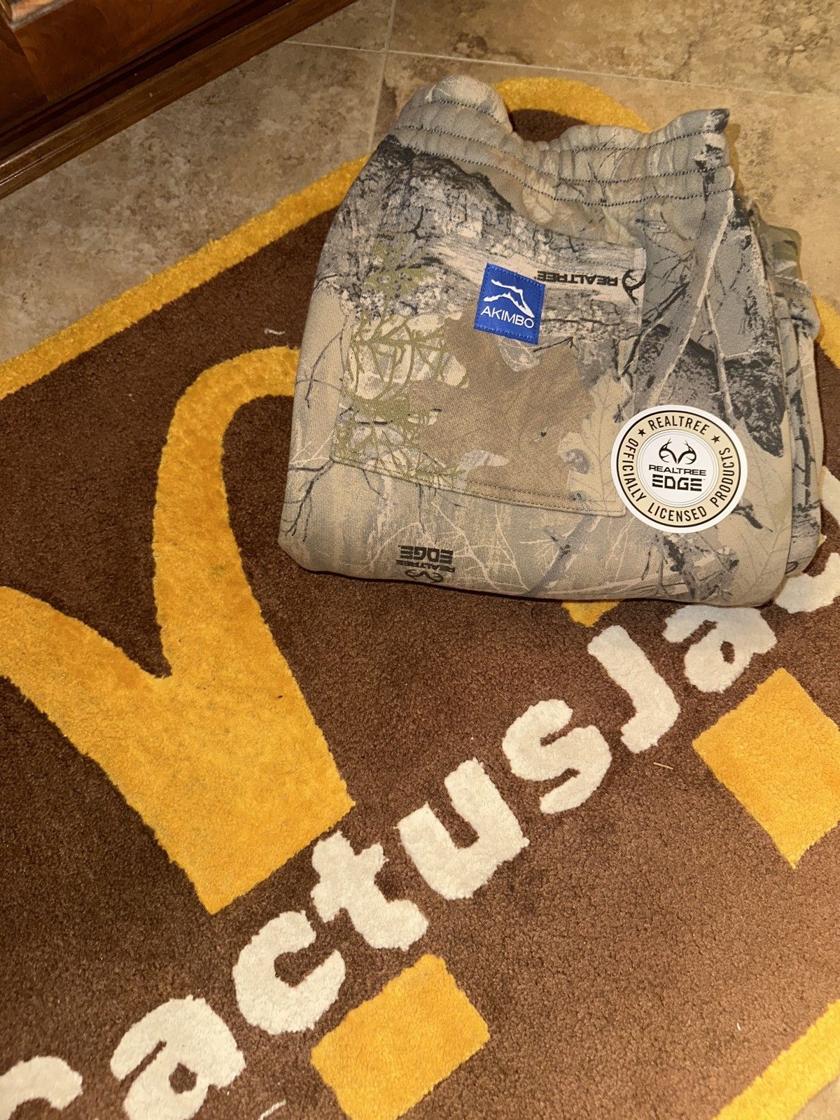 Akimbo Club × Realtree AKIMBO STRAIGHT-LEG SWEATPANTS - REALTREE® CAMO ; Sold Out Size US 35 - 6 Thumbnail