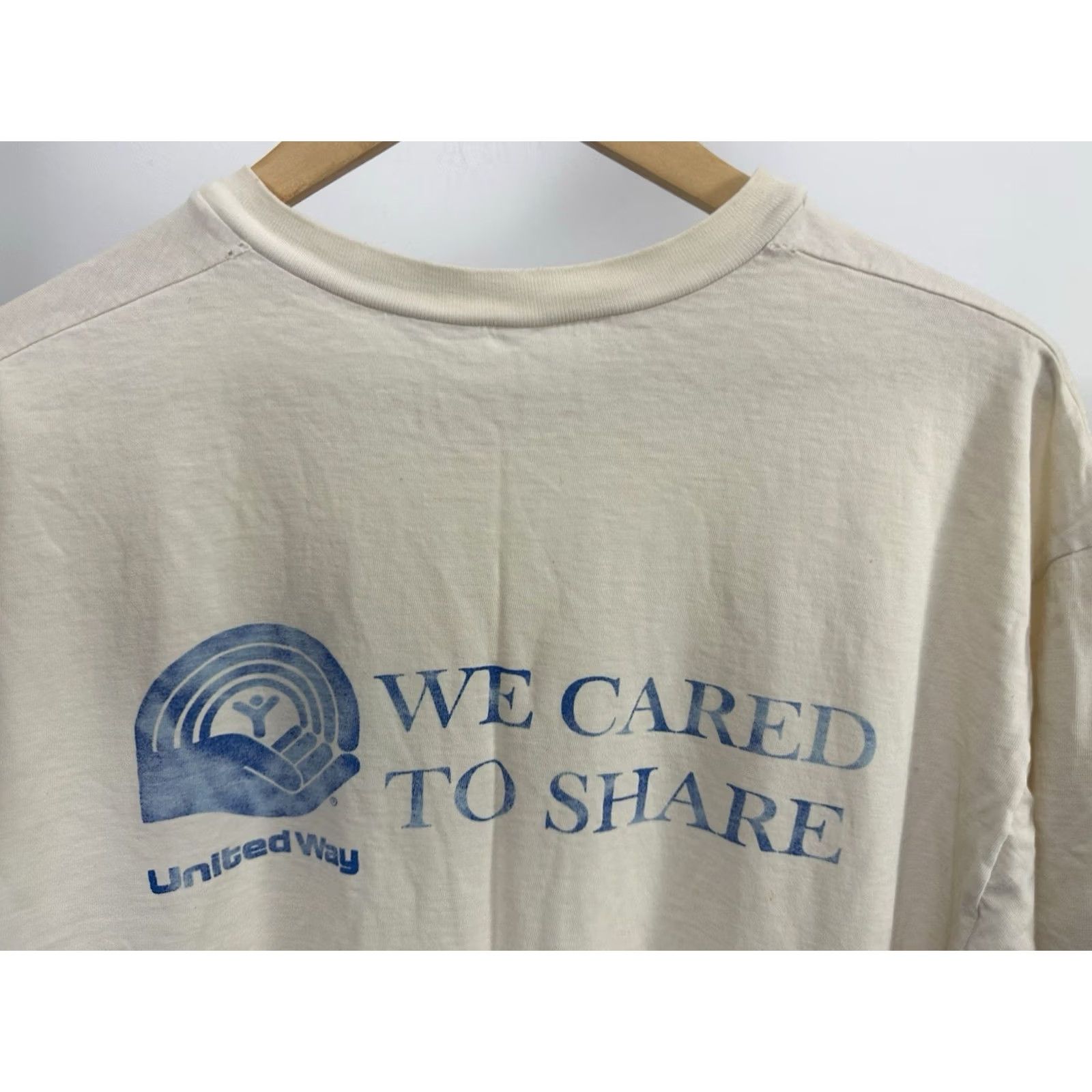 Vintage VTG Goodwill Thrift Works United Way Worn Cotton T-Shirt XL Cream Mens T-Shirt, Distressed, Grunge, Workwear, 100% Cotton Size US XL / EU 56 / 4 - 4 Thumbnail