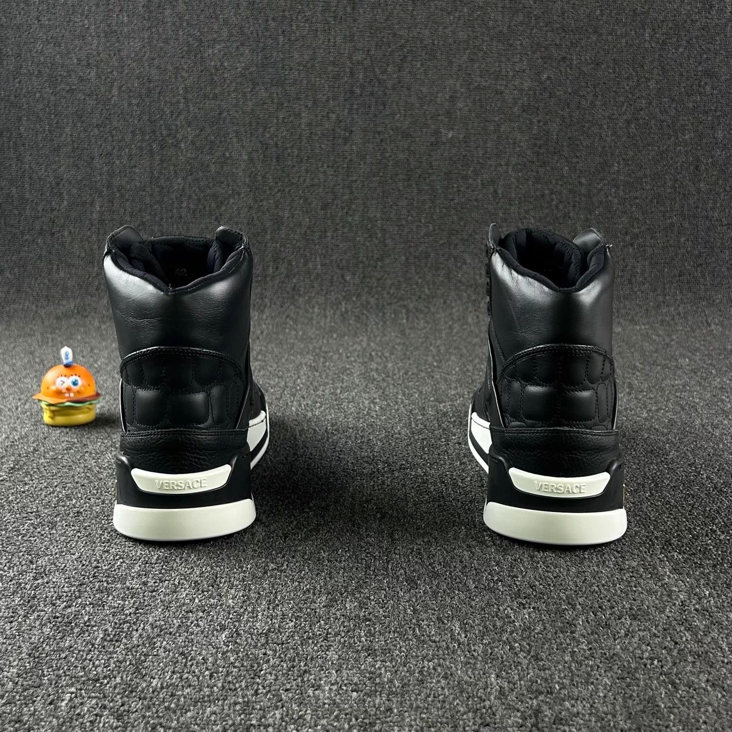 Versace Versace black high-top casual shoes size 42 Size US 9 / EU 42 - 5 Thumbnail